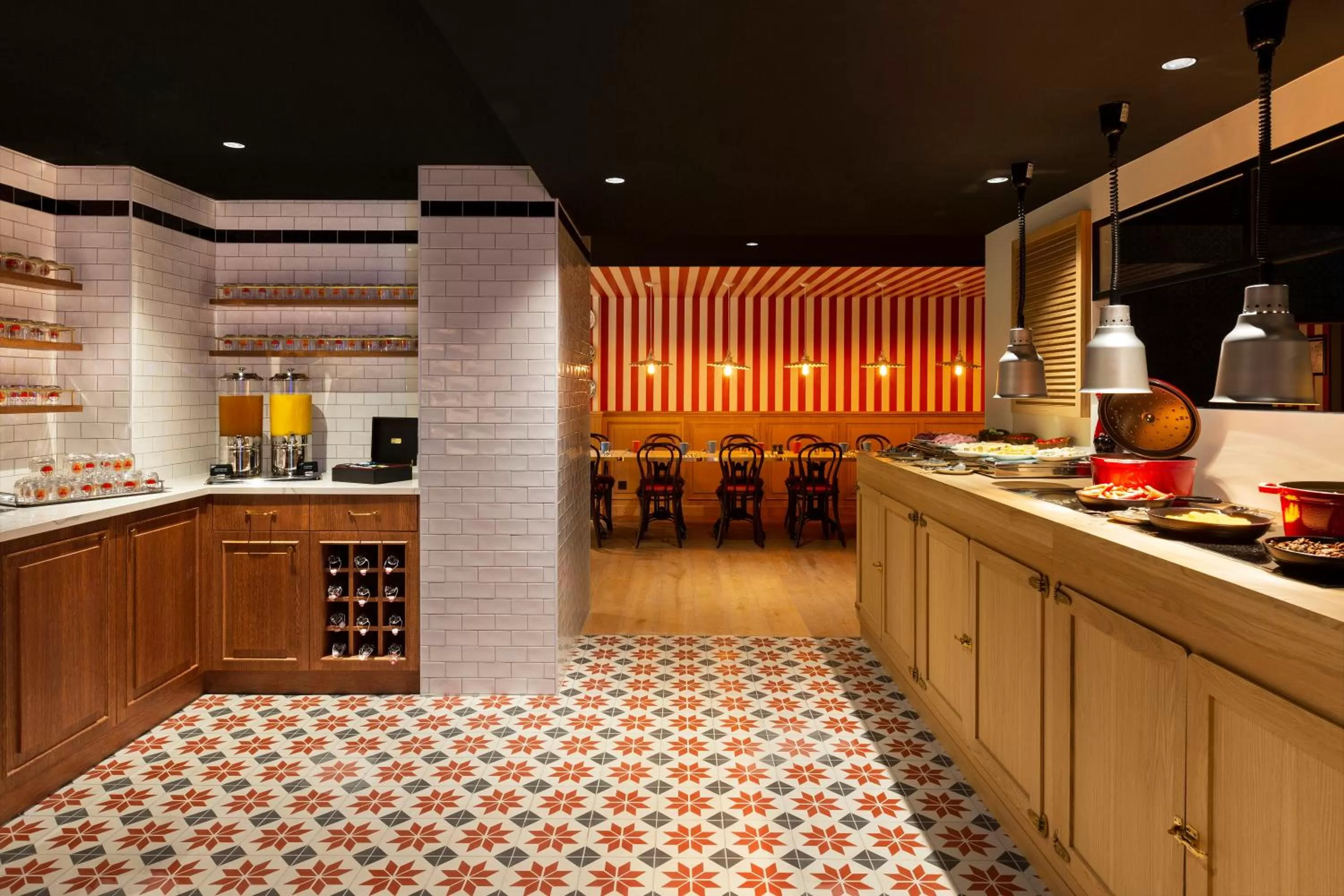 Breakfast in RockyPop Grenoble Hotel