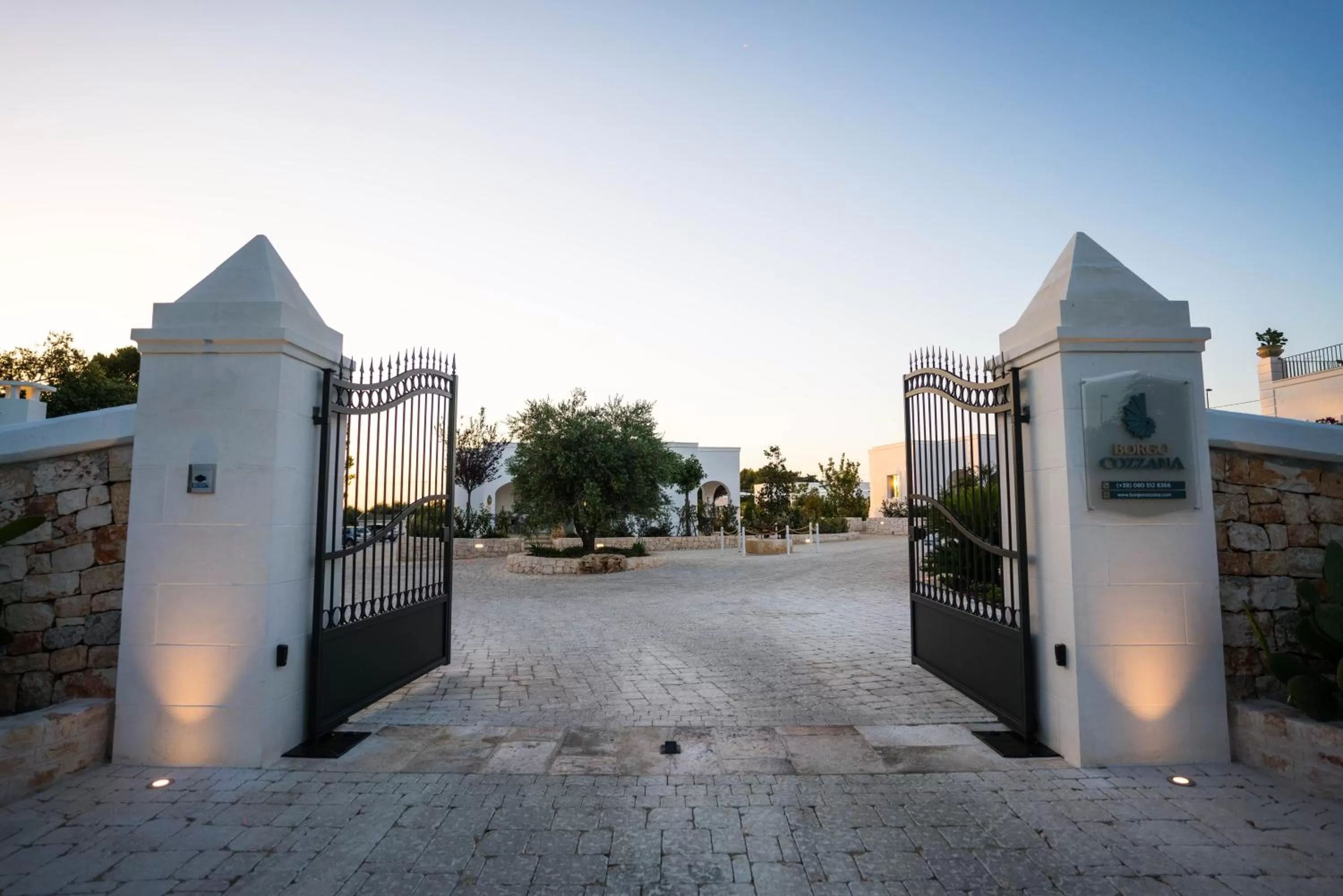 Facade/entrance in Borgo Cozzana