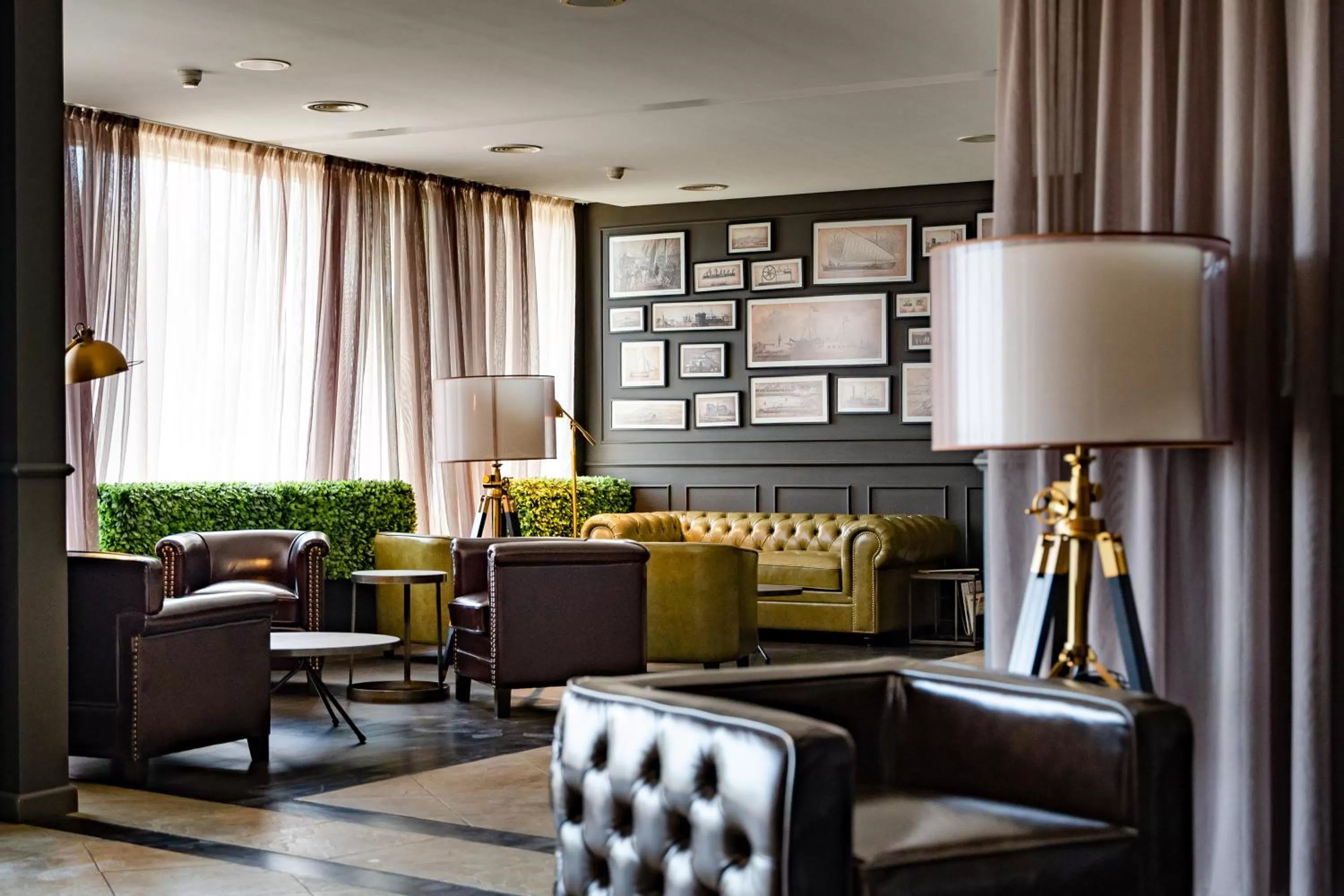 Panorama Hotel - Free EV Charging Station