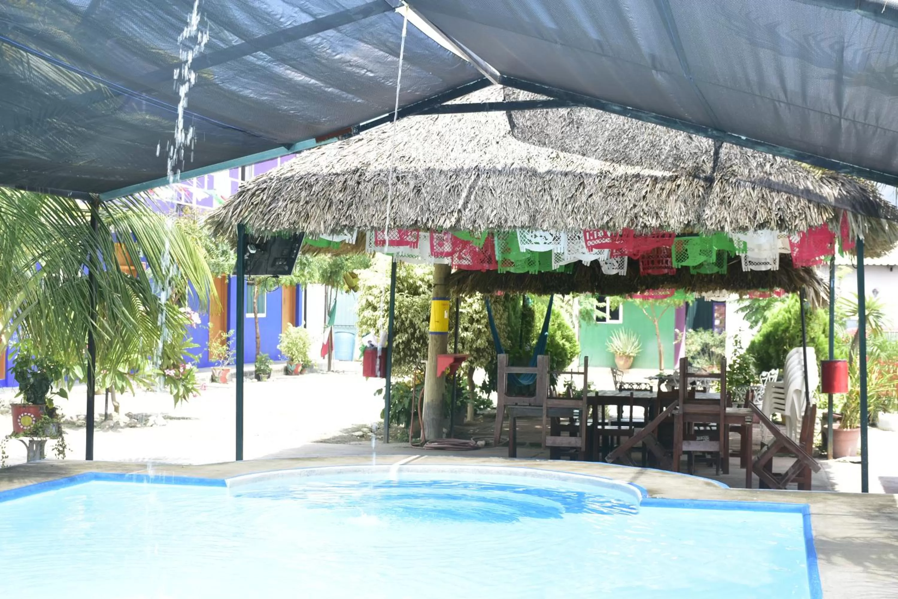 Swimming pool in Hotel Bacaanda