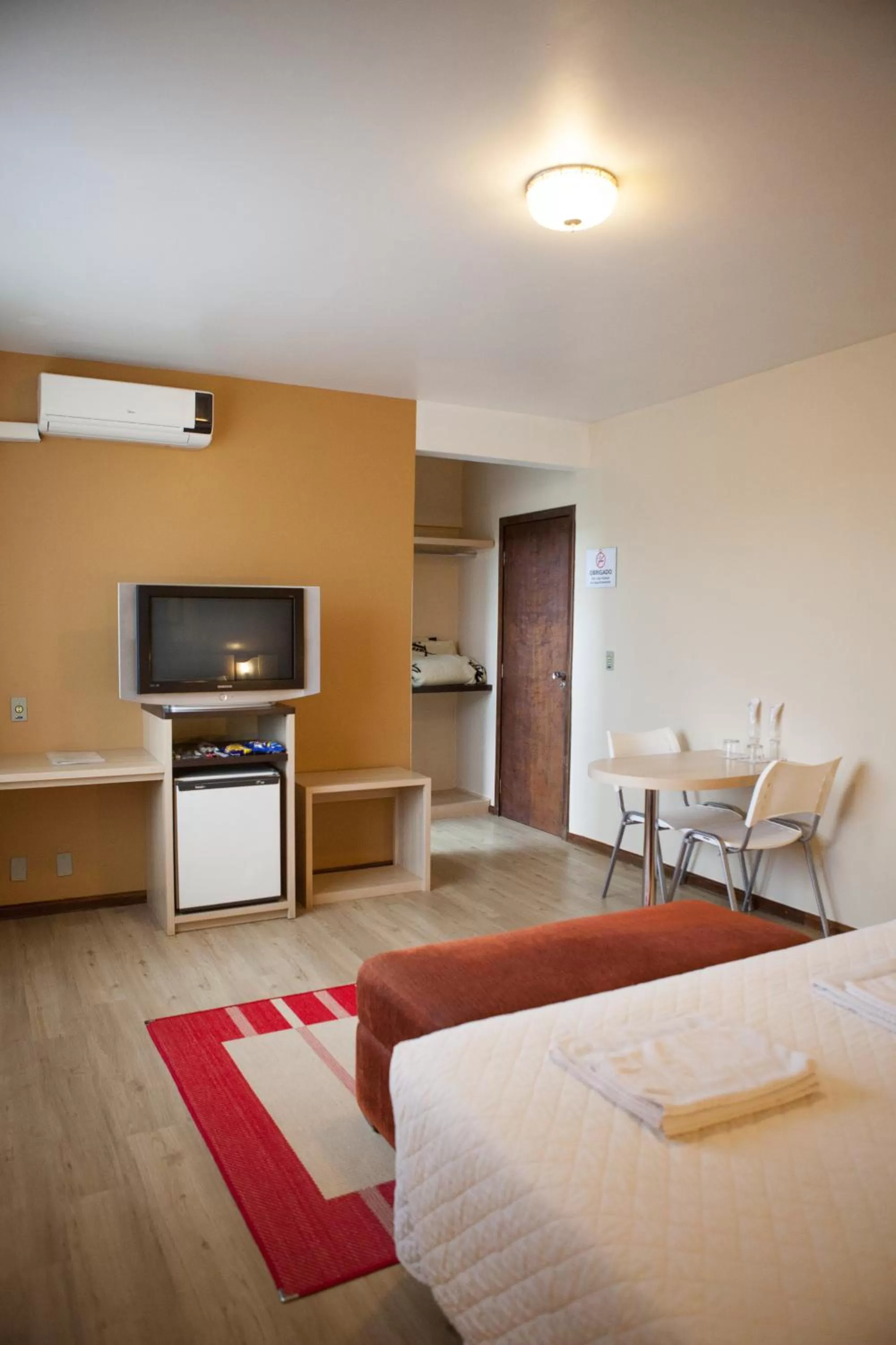 Photo of the whole room in Hotel Palmeiras