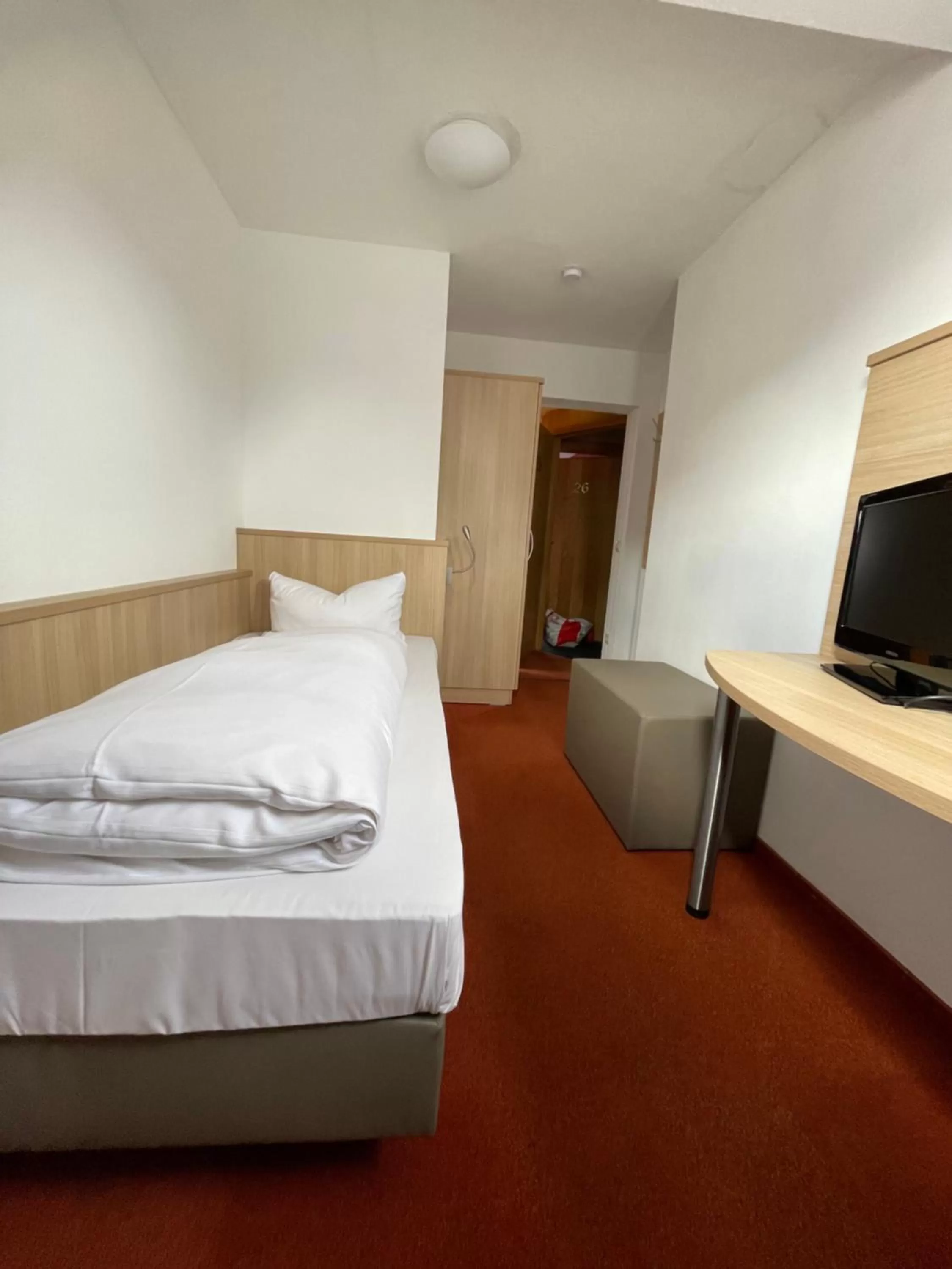 Photo of the whole room, Bed in Hafner Hotel- Apartment