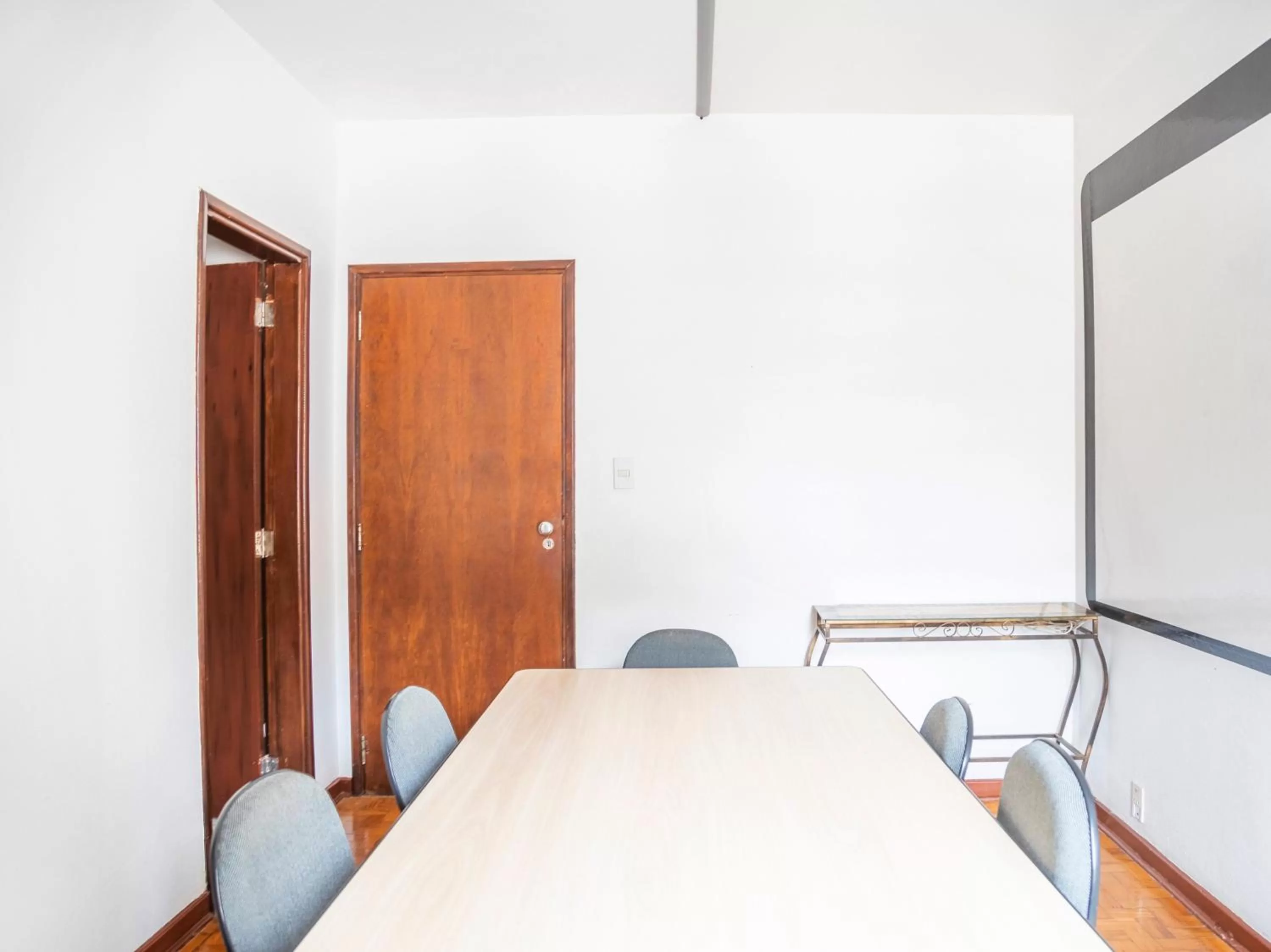 Area and facilities, Dining Area in Libero Hotel