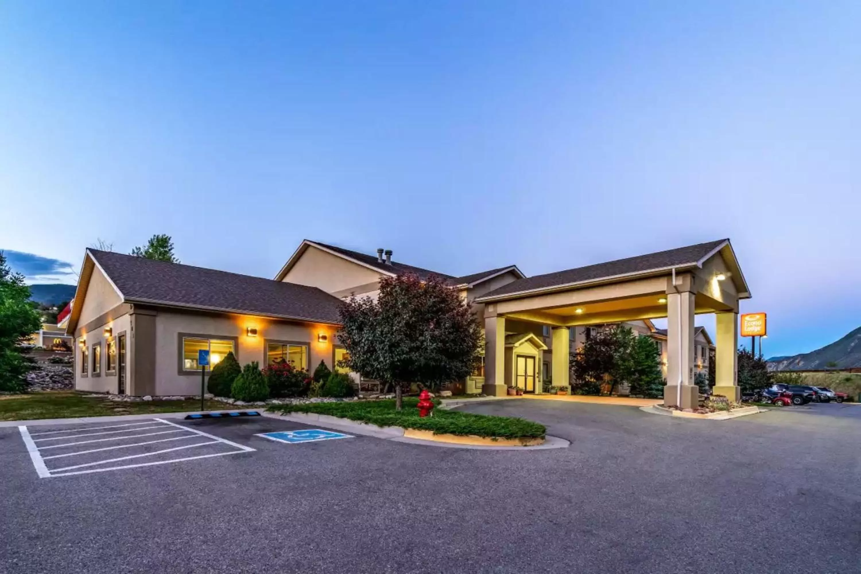 Property building in Wingate by Wyndham New Castle - Glenwood Springs