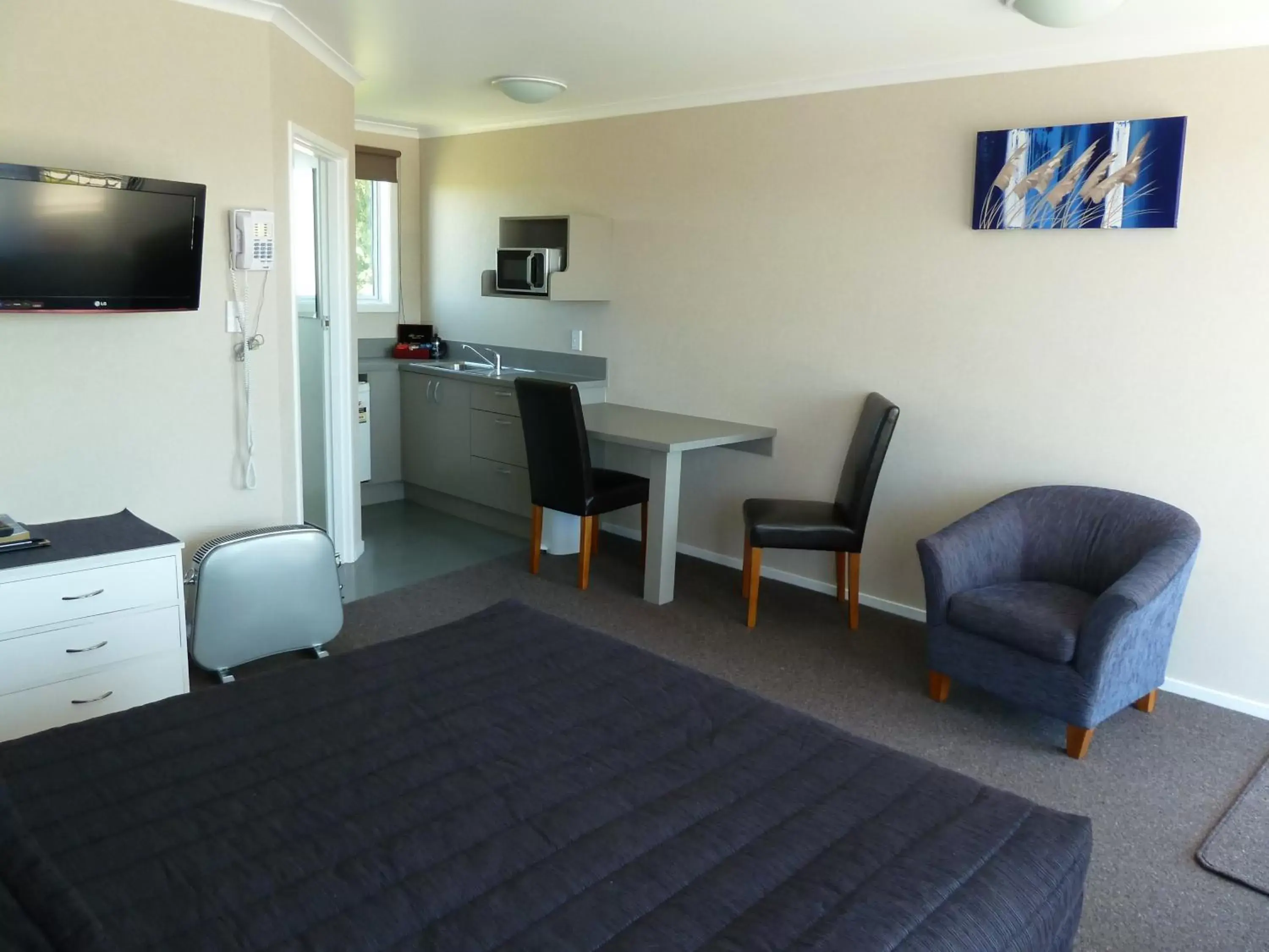 Deluxe Studio in Monarch Motel Deluxe Studio in Monarch Motel