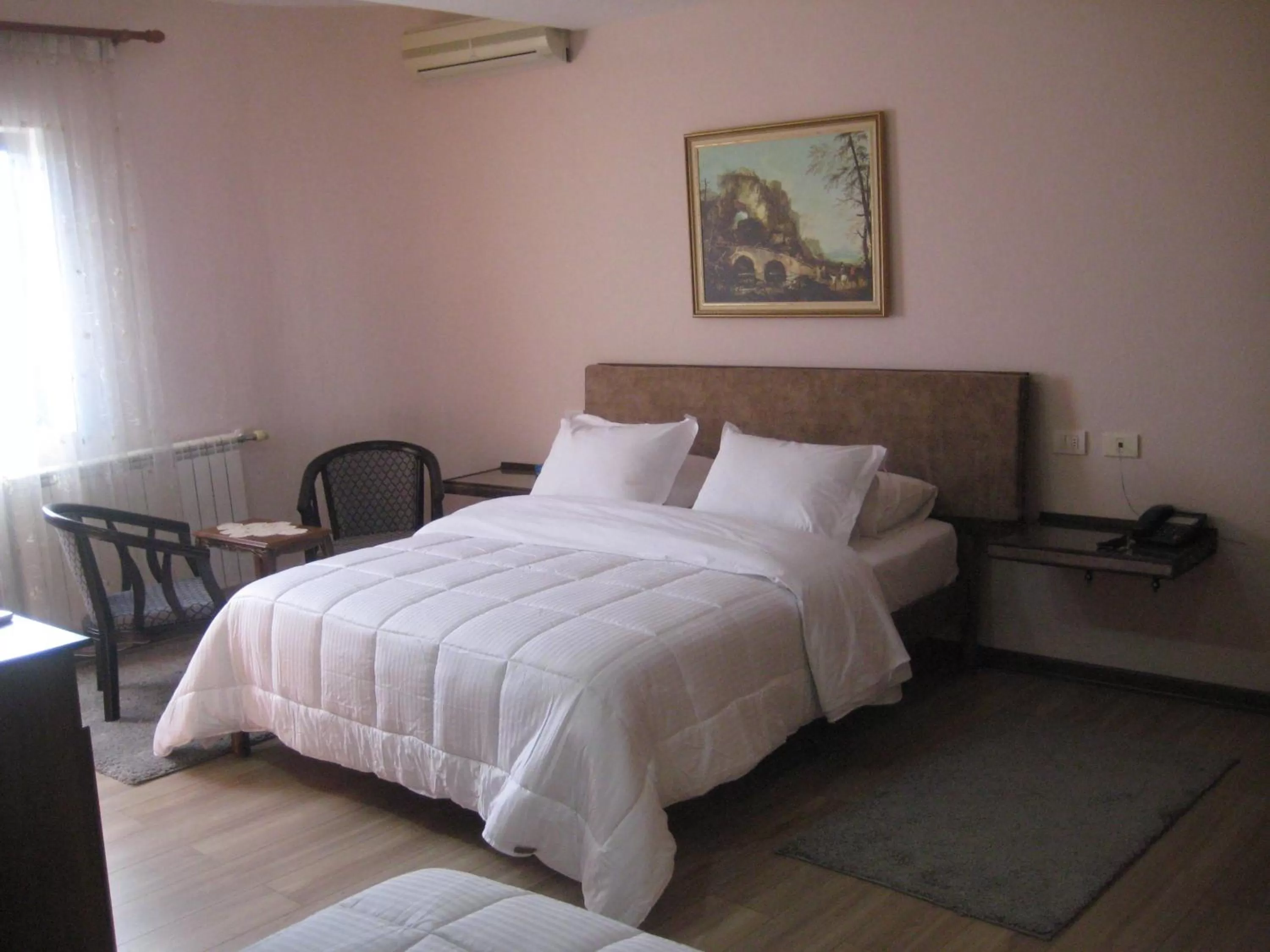 Bed in Drini Hotel