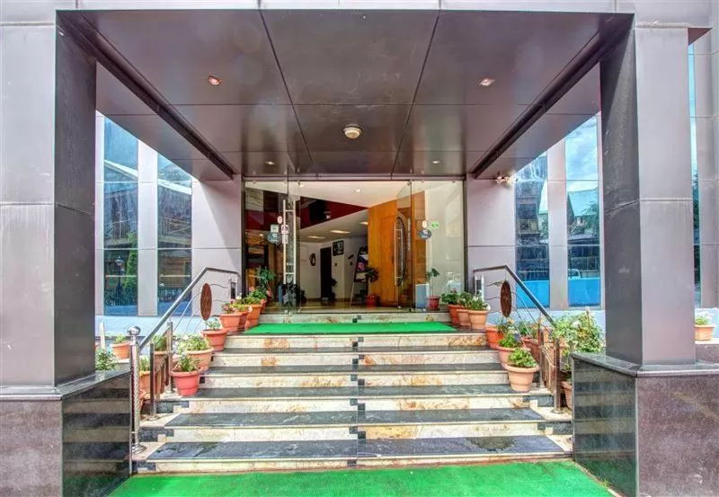 Dafodil INN - A Four star Luxury hotel, Manali