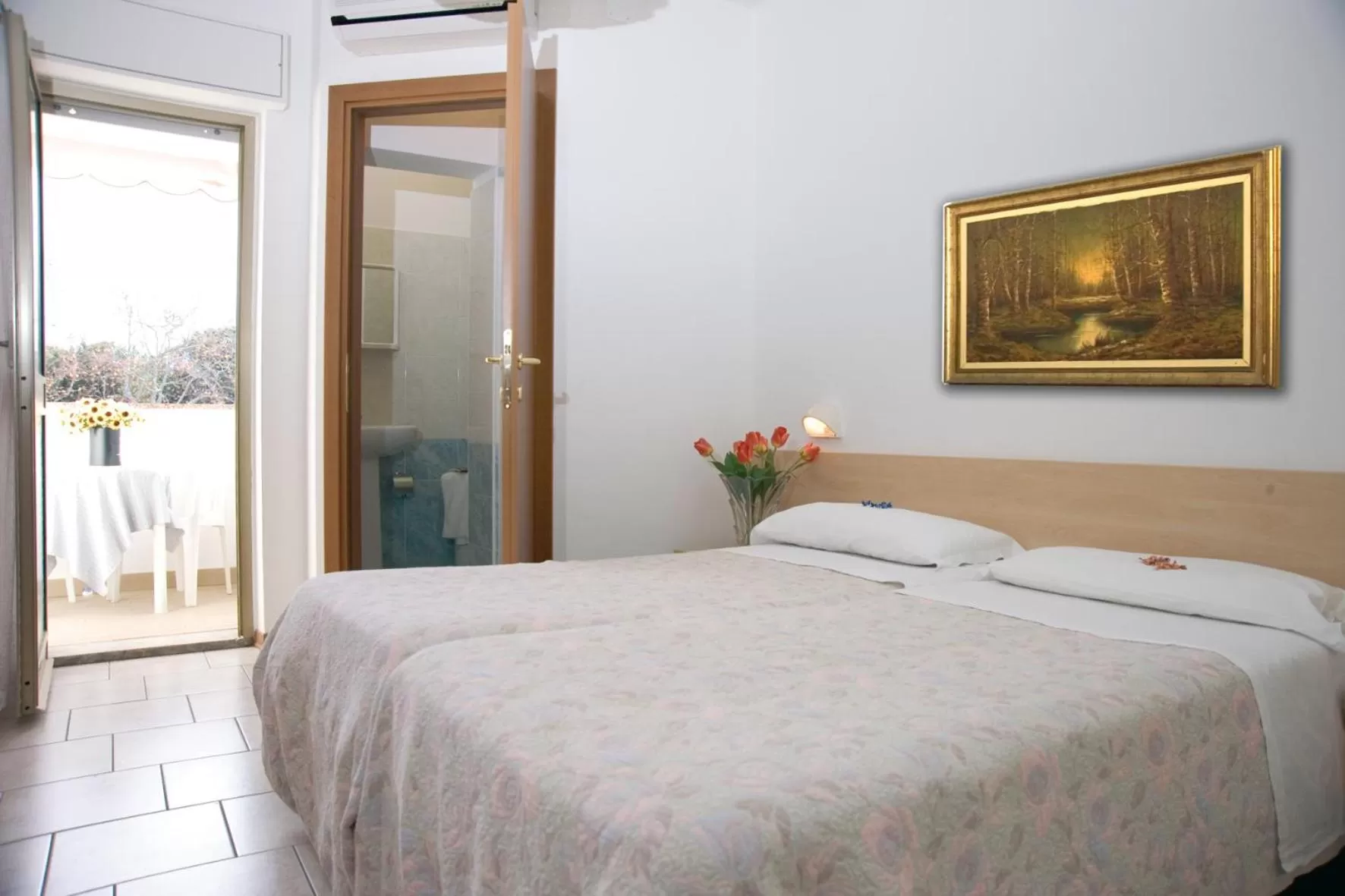 Photo of the whole room, Bed in Hotel Villa Augusta