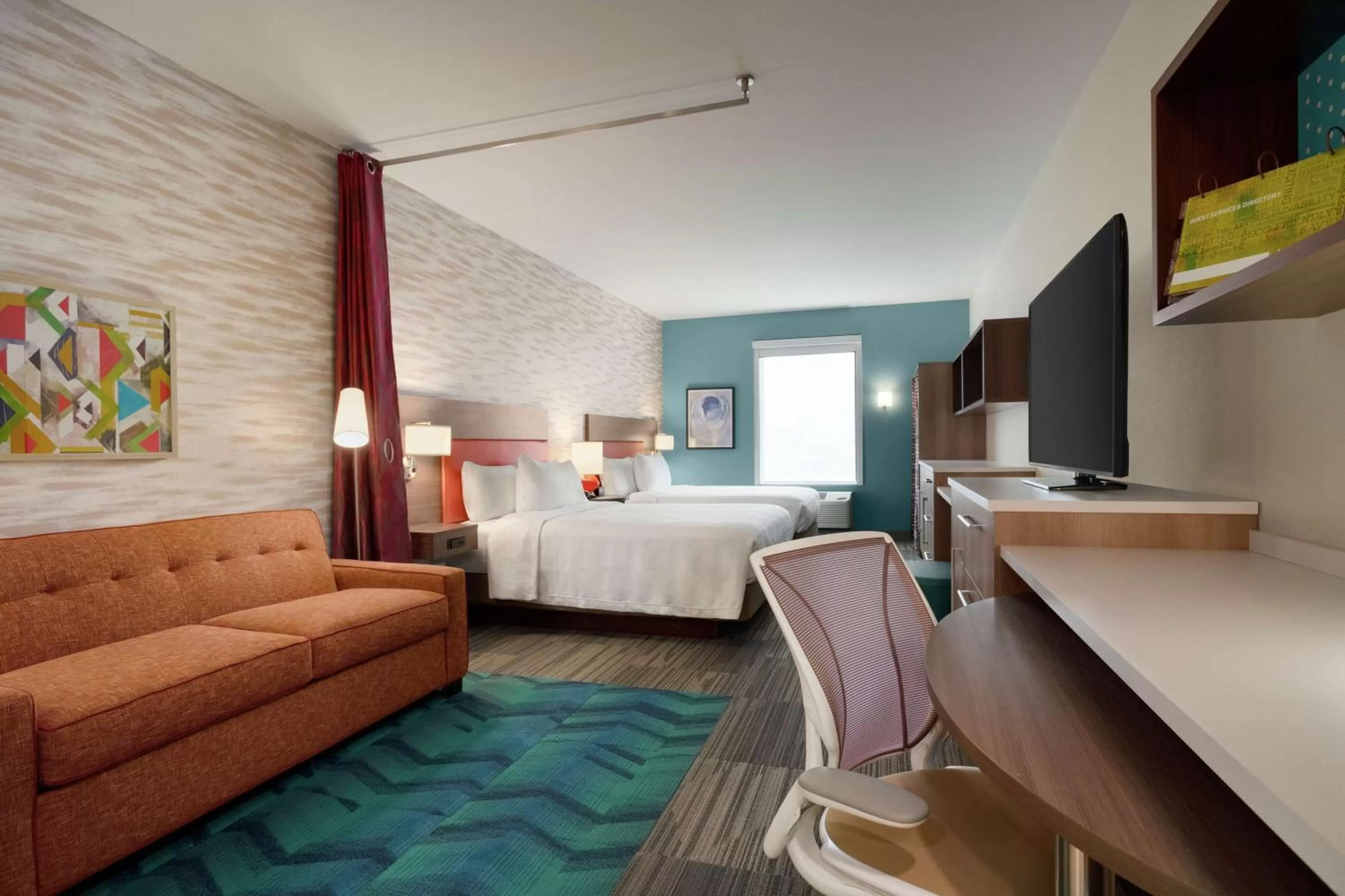 Bedroom, Bed in Home2 Suites By Hilton Warminster Horsham