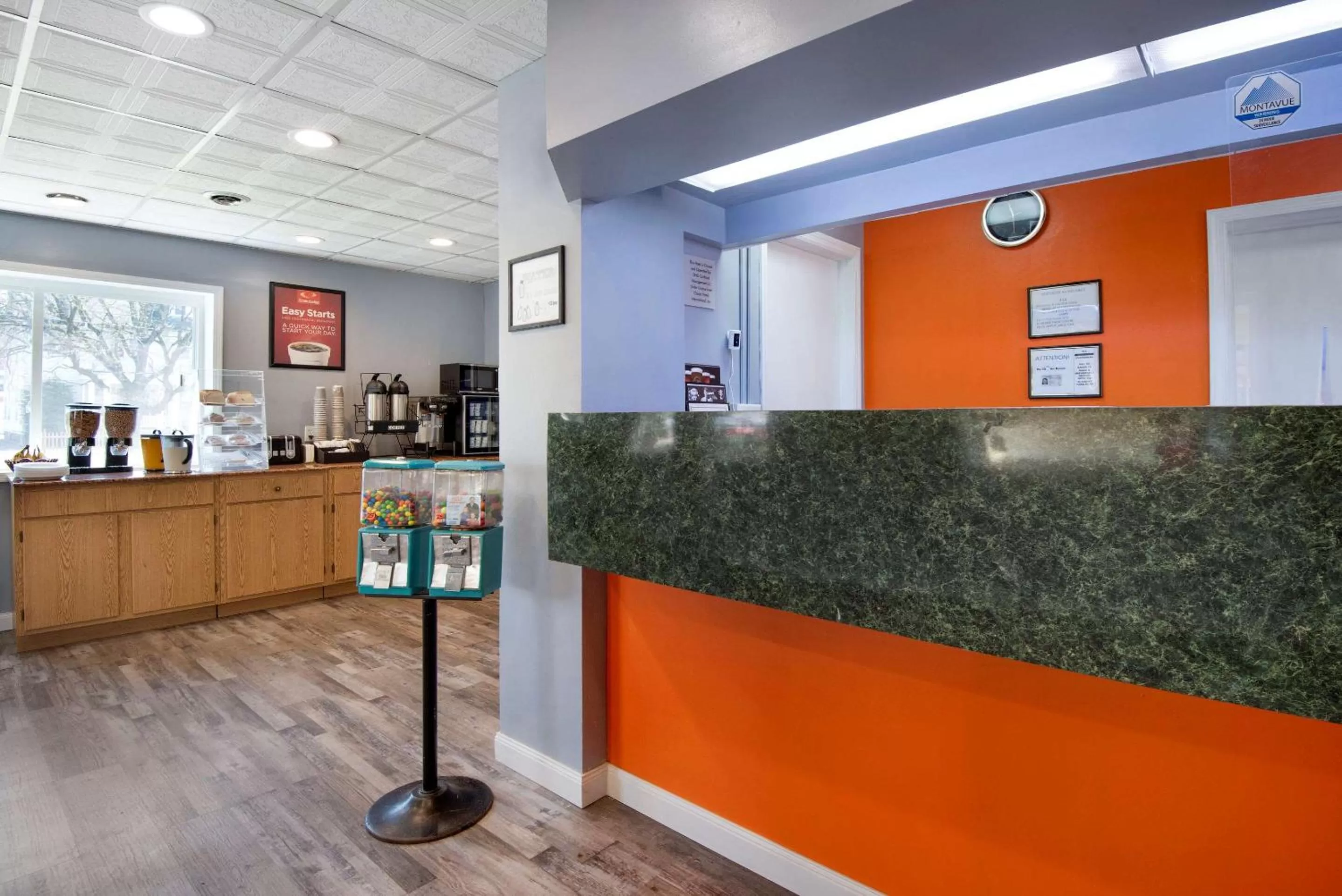 Lobby or reception in Econo Lodge Cortland Downtown