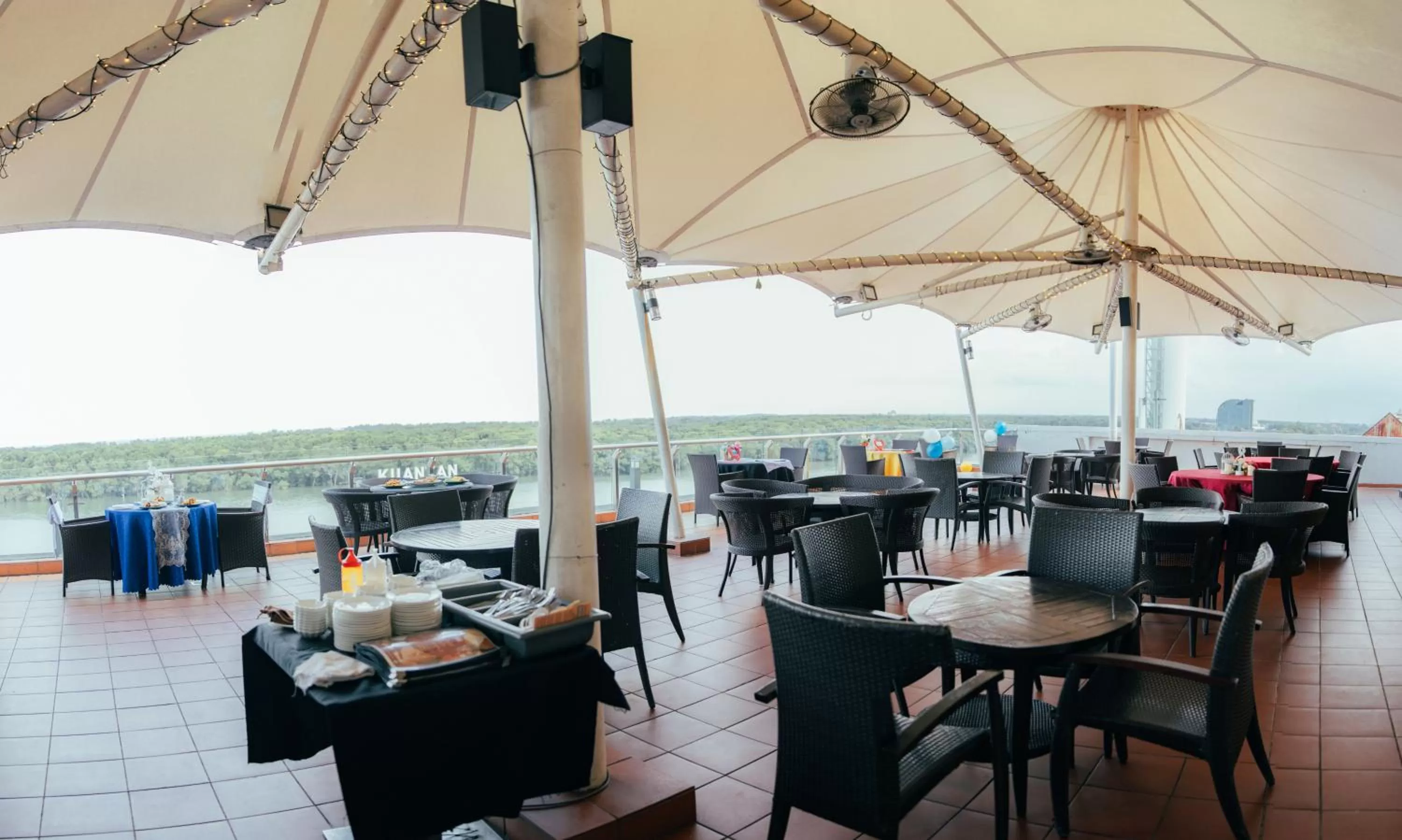 Dining area in Hotel Sentral Kuantan @ Riverview City Centre
