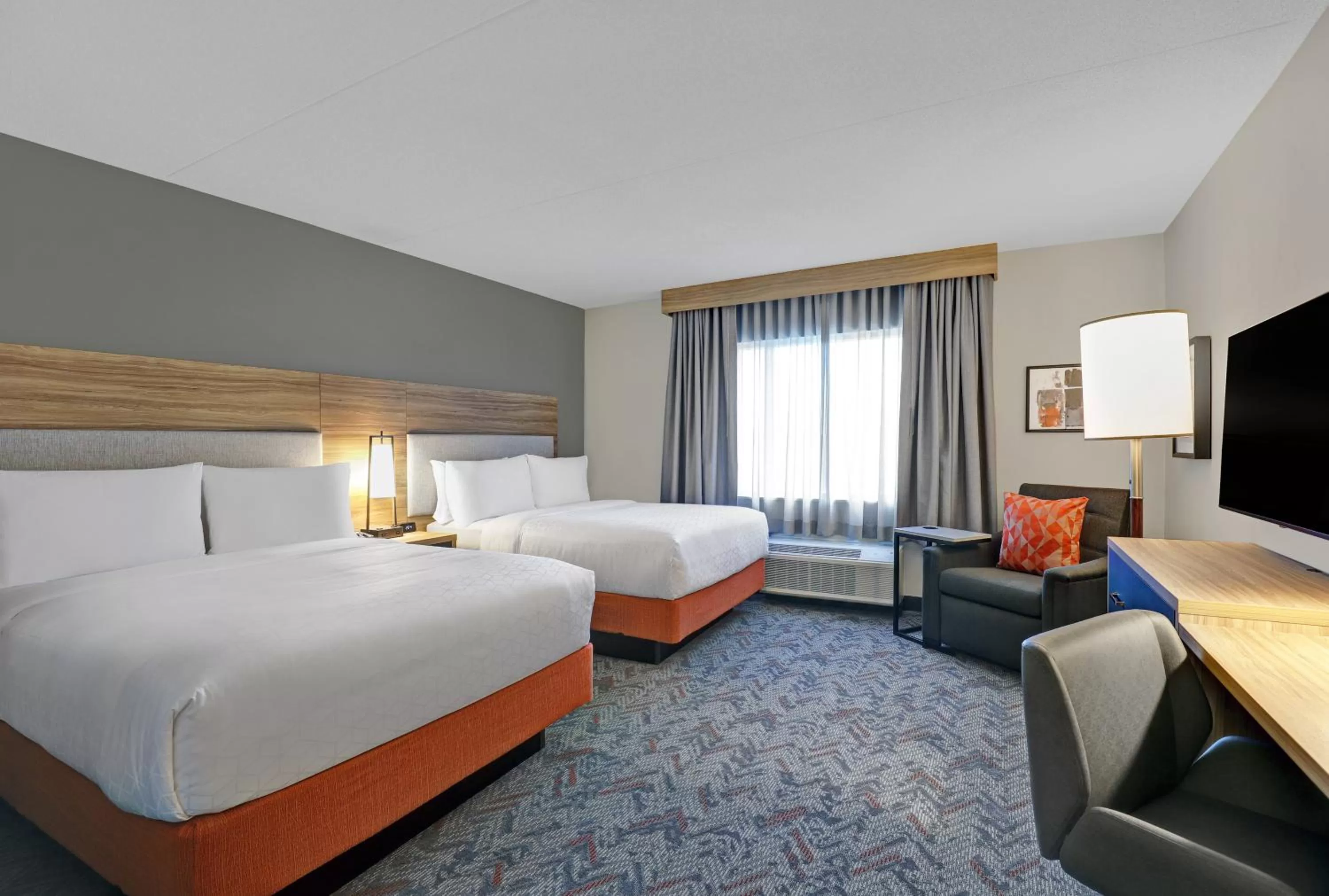 Photo of the whole room, Bed in Candlewood Suites - Kingston West by IHG