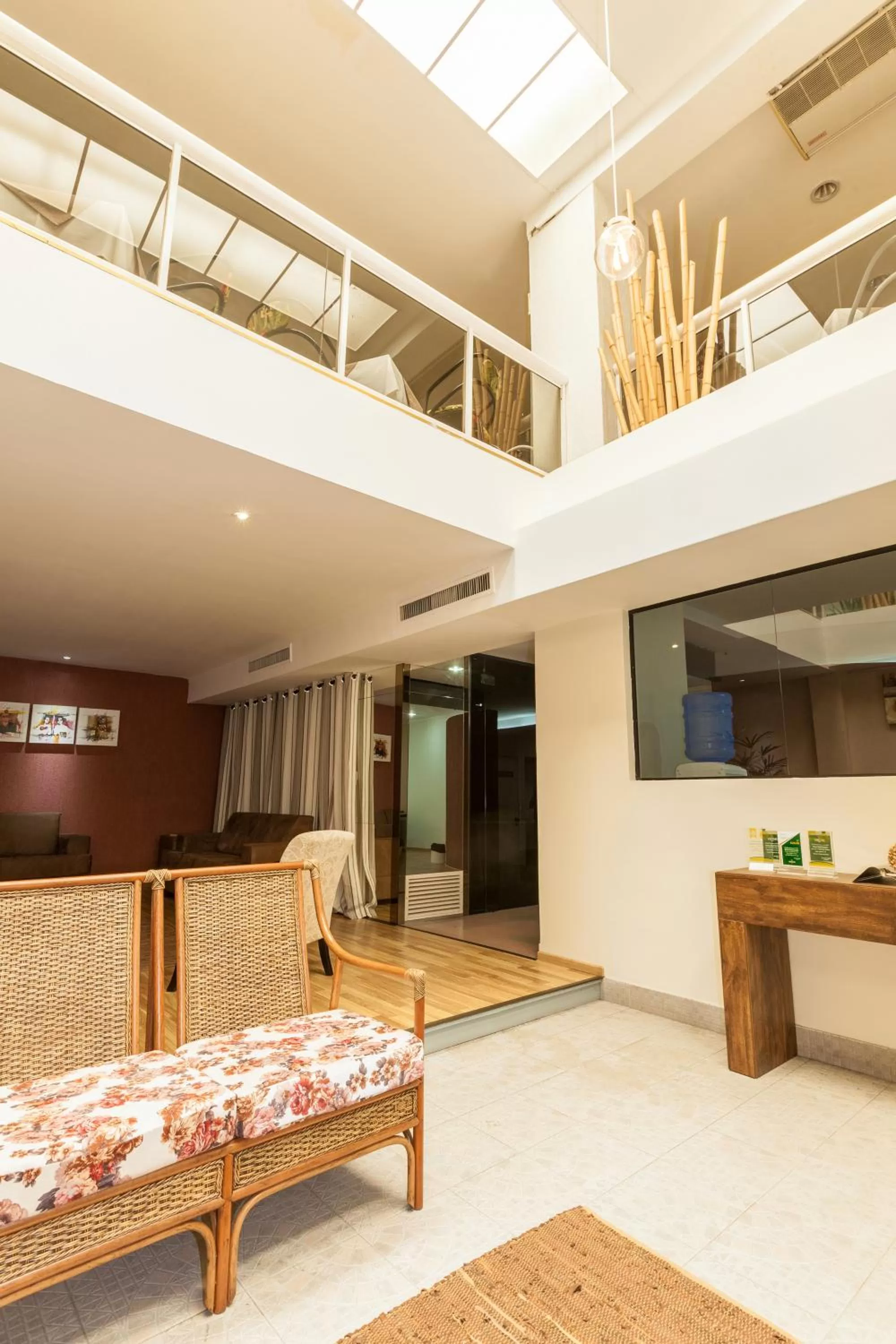 Communal lounge/ TV room, Lobby/Reception in Tri Hotel Smart Caxias