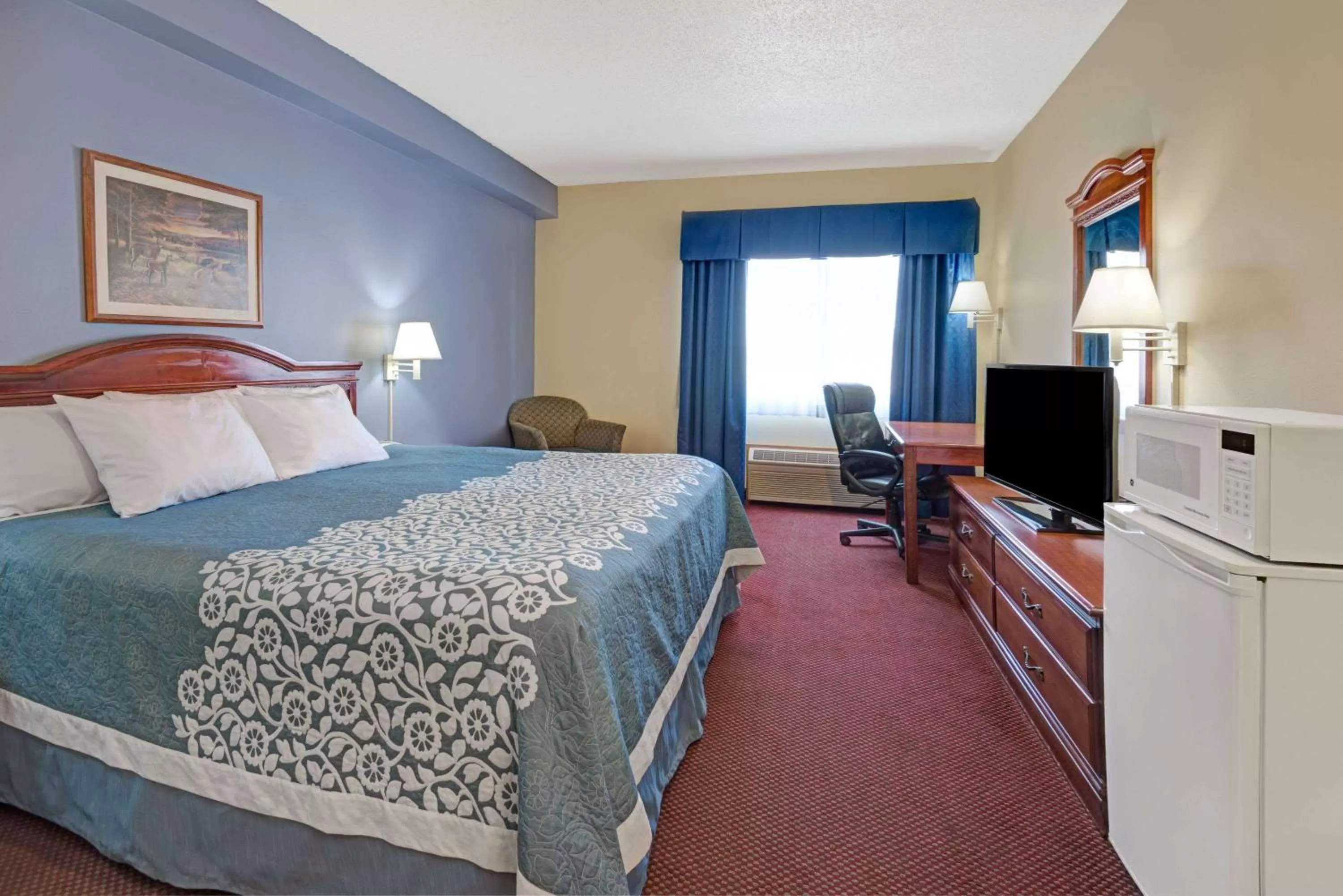 Photo of the whole room, Bed in Days Inn by Wyndham Laramie