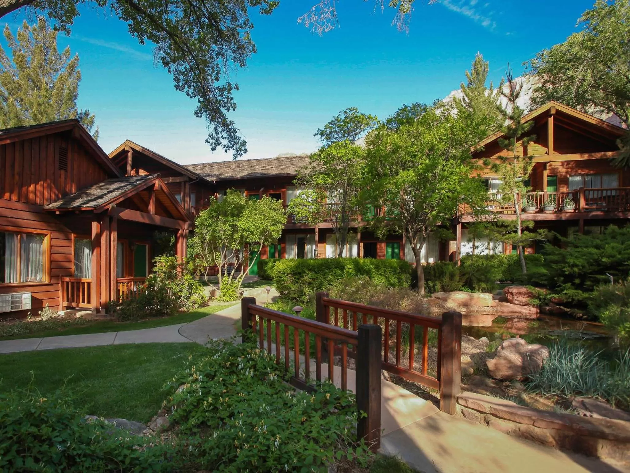 Garden in Flanigan`s Resort and Spa