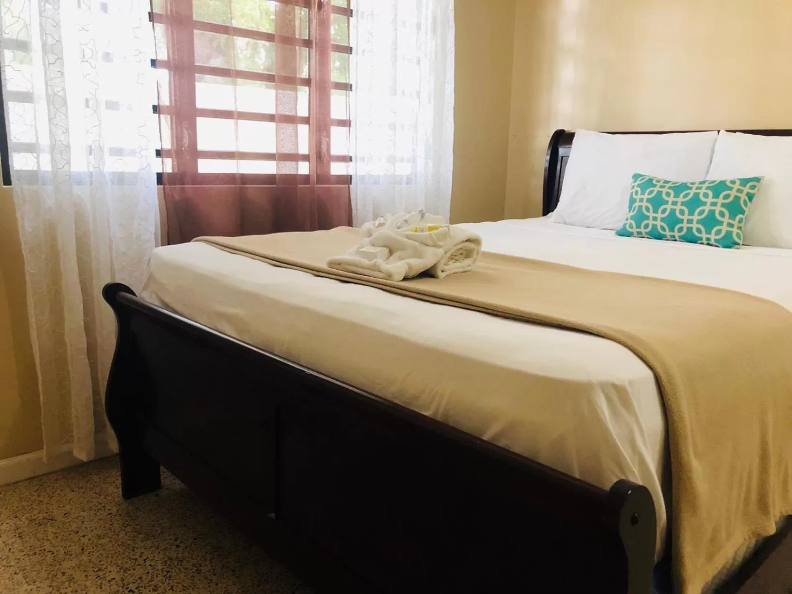Bed in Arecibo Inn