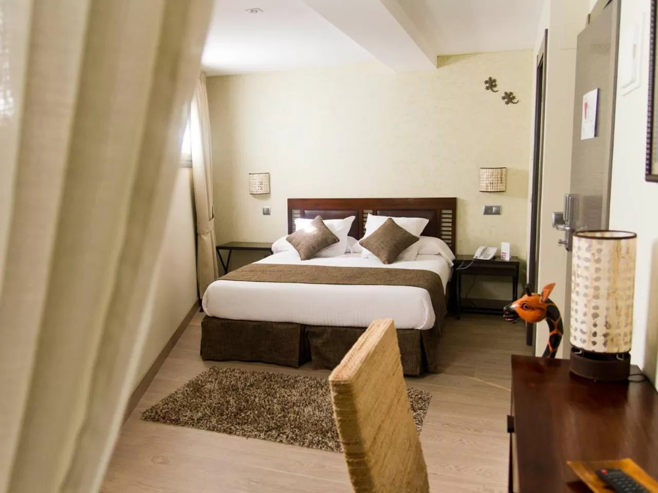 Bed in Le Petit Boutique Hotel