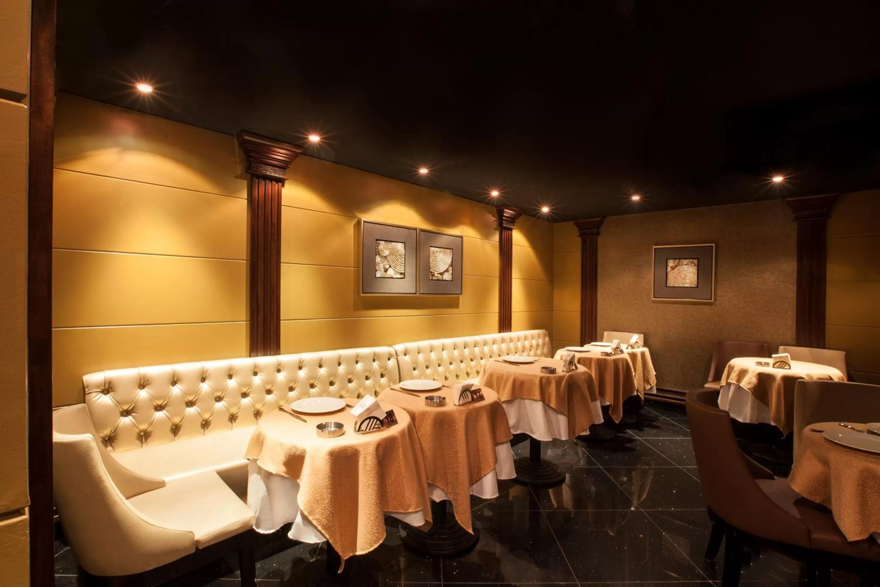 Nightclub / DJ in Al Sarab Hotel