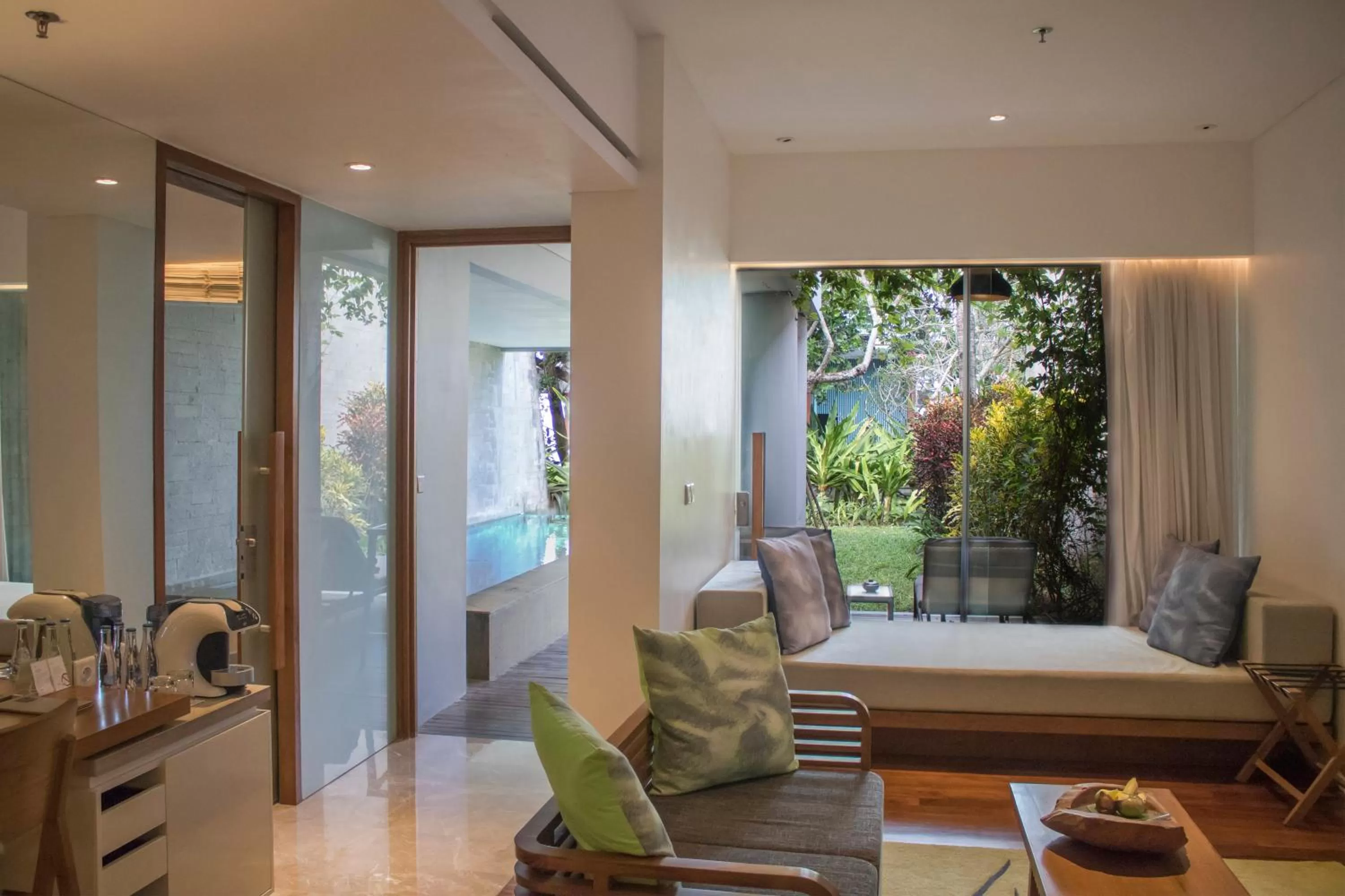 Living room in Maya Sanur Resort & Spa