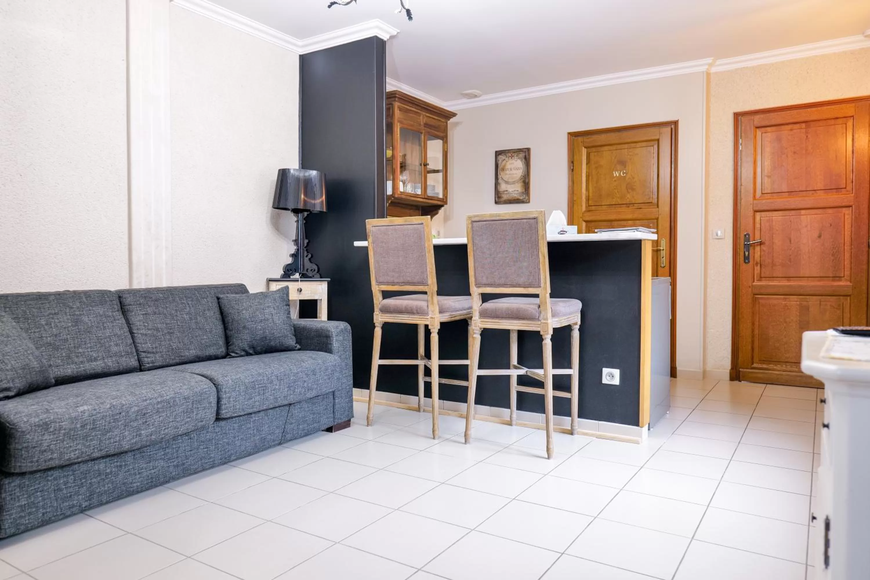 Seating Area in Champagne André Bergère