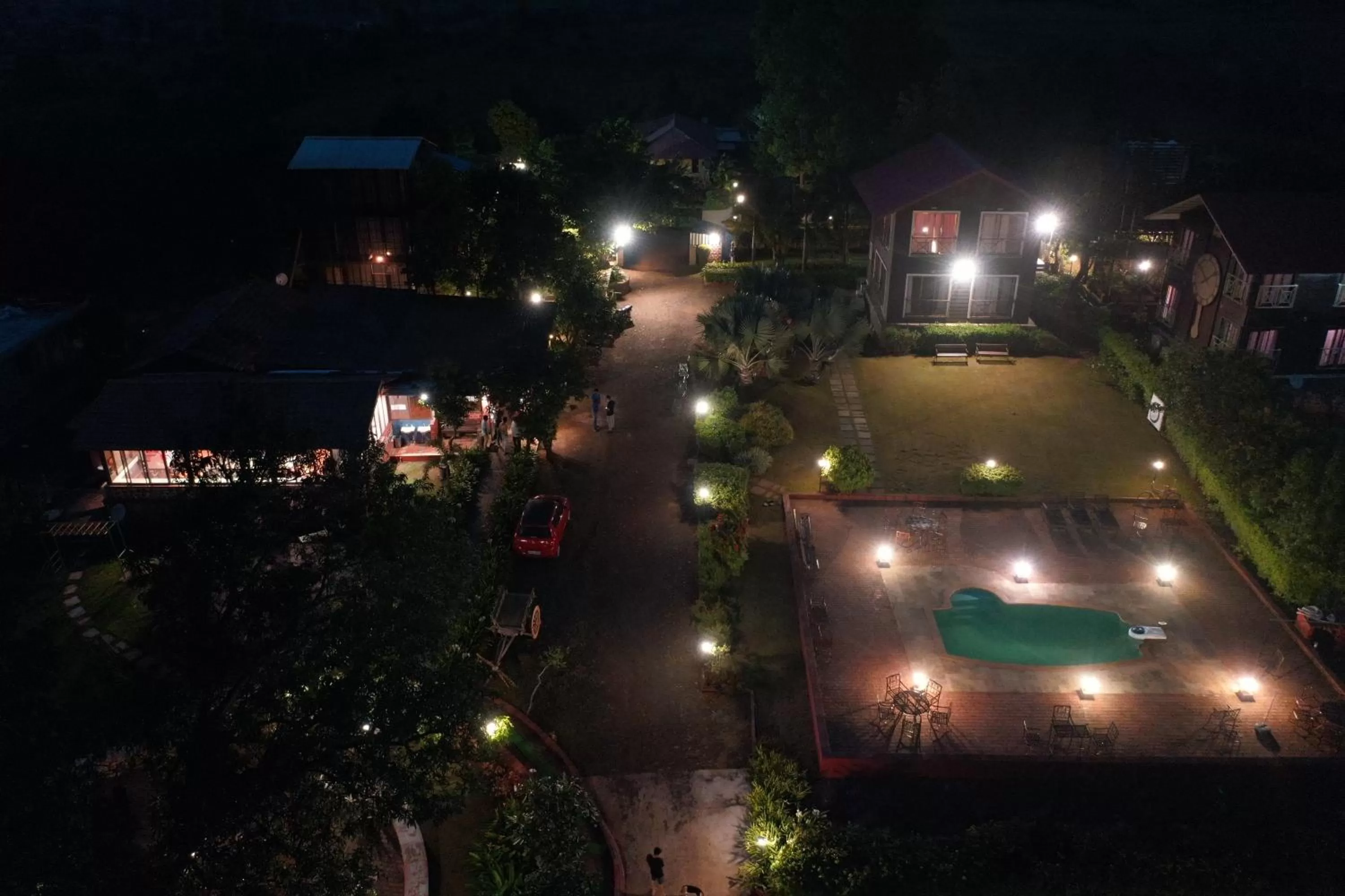 Night in Jayshin Lake Vaitarna Resort - Igatpuri