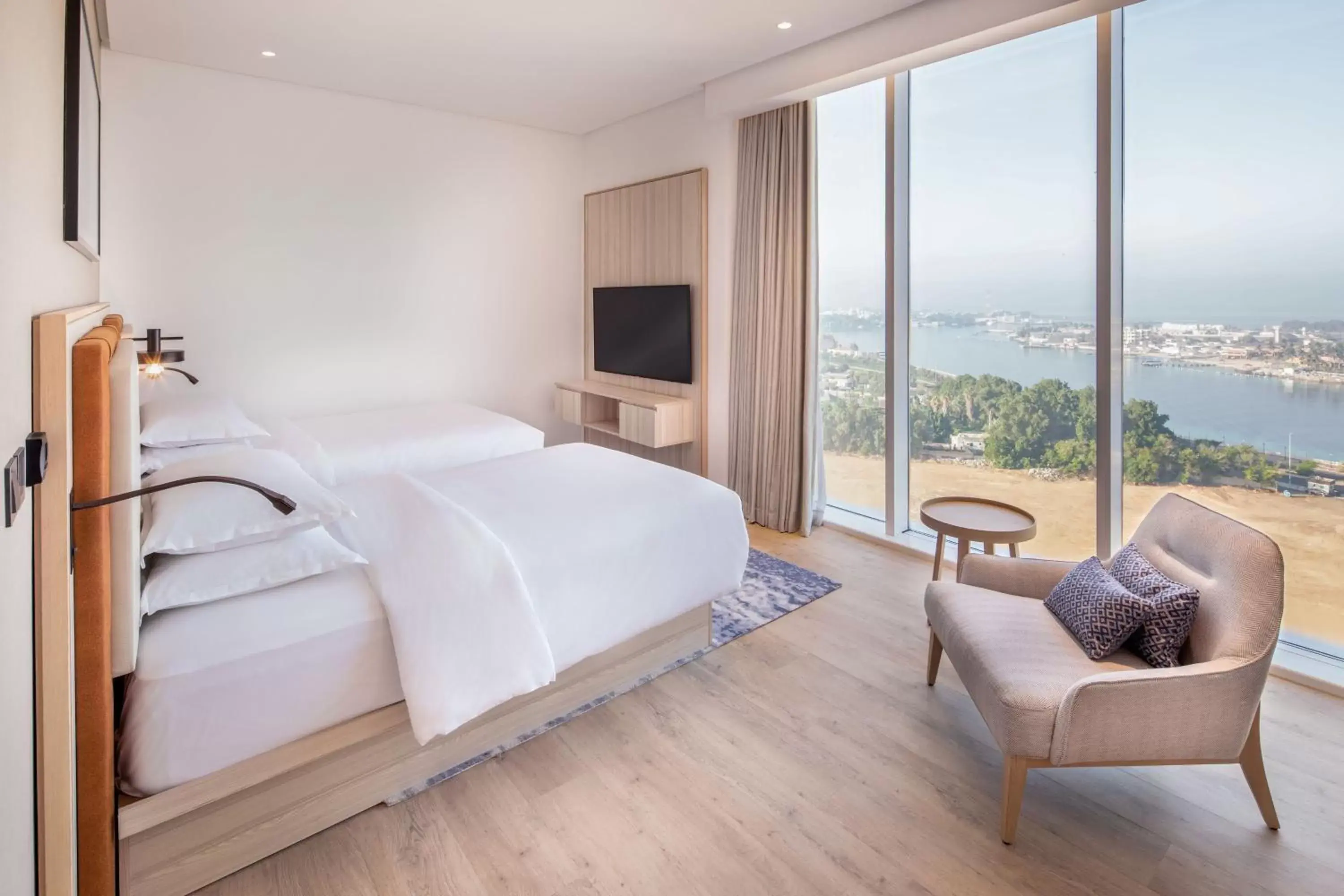 Standard Twin Room in Four Points by Sheraton Jeddah Corniche Standard Twin Room in Four Points by Sheraton Jeddah Corniche