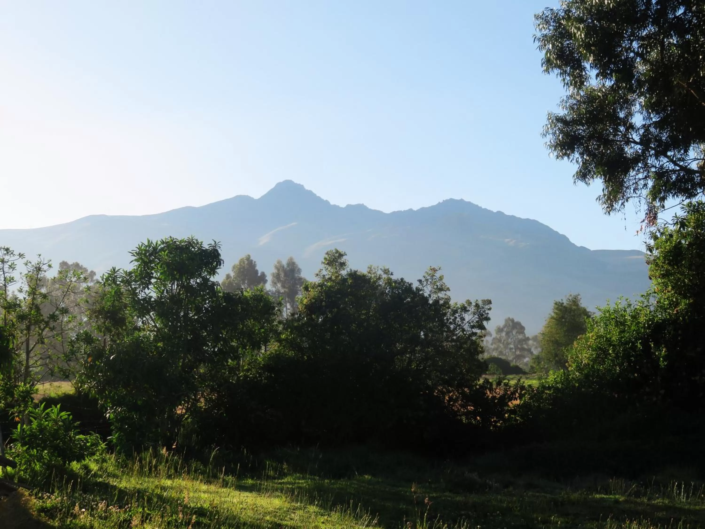 Hiking, Mountain View in Casa del Montañero