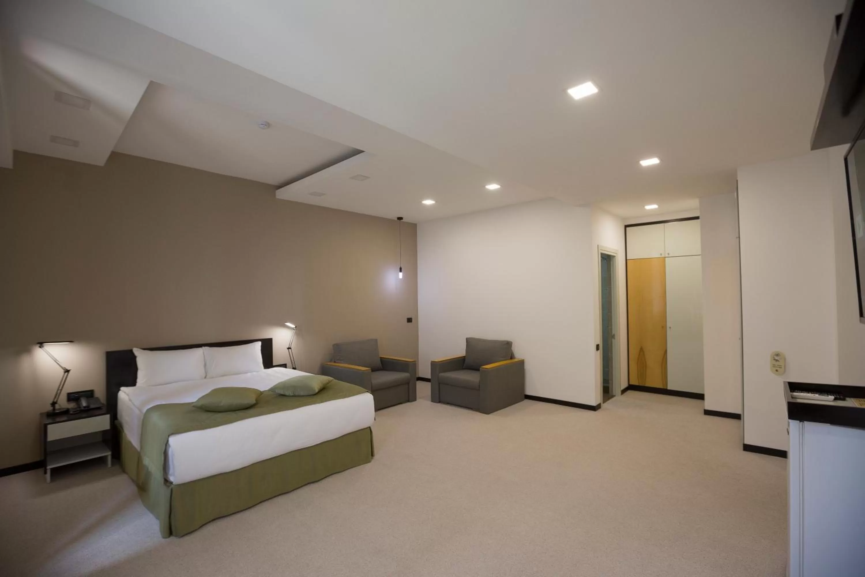 AnnaBella Boutique Hotel