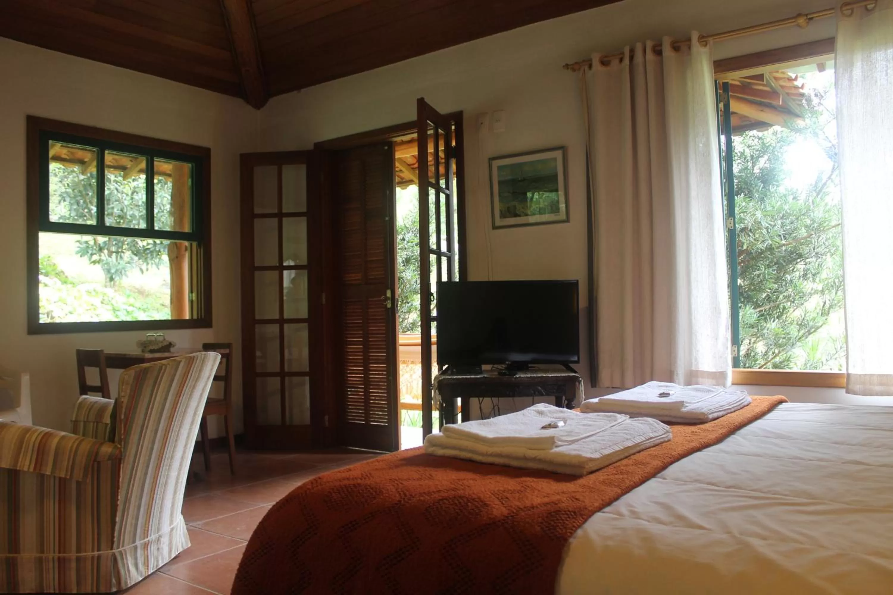 Photo of the whole room, Bed in Pousada Mariza