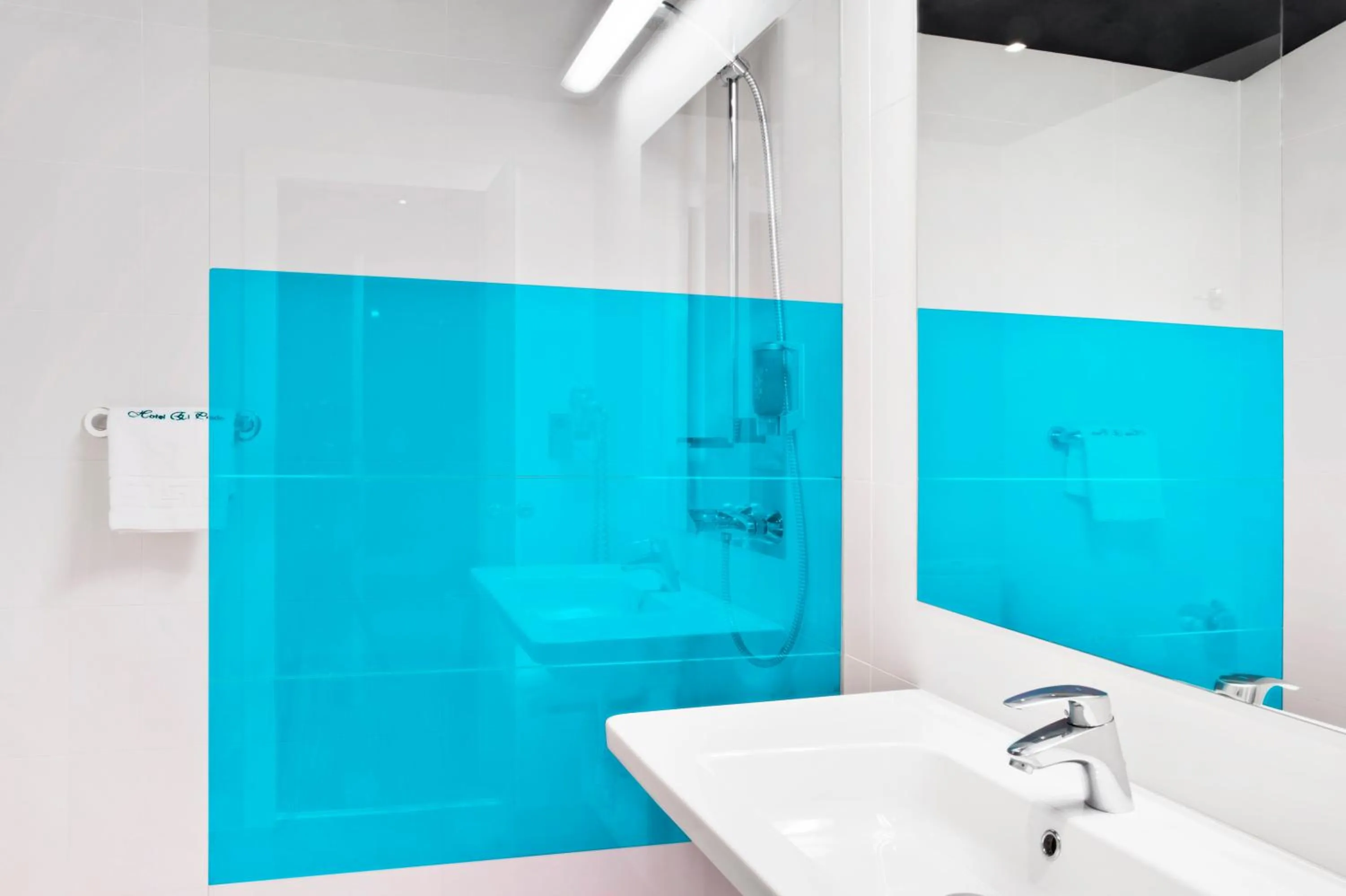 Bathroom in Ibis Styles Madrid Prado