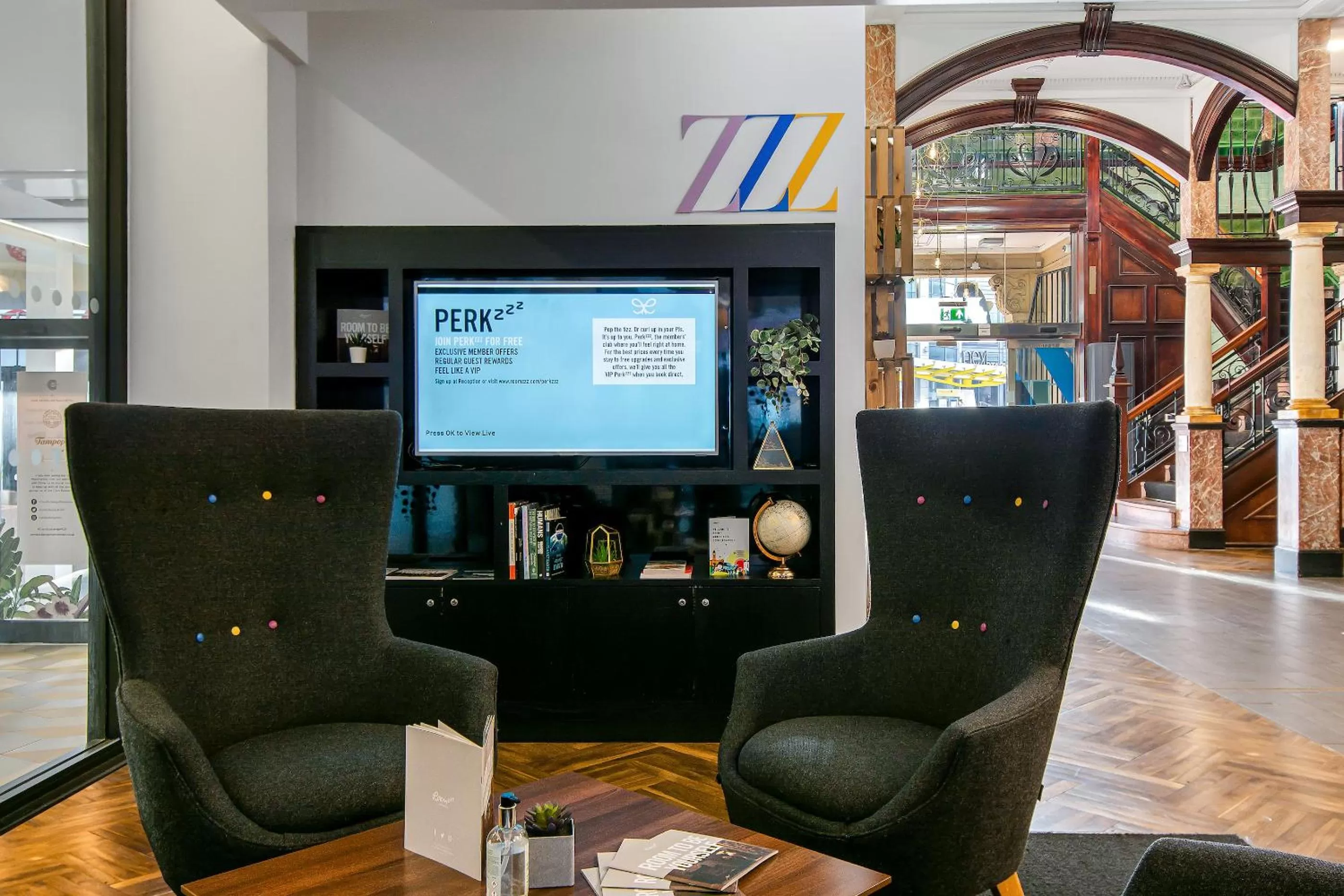 Lobby or reception in Roomzzz Manchester Victoria