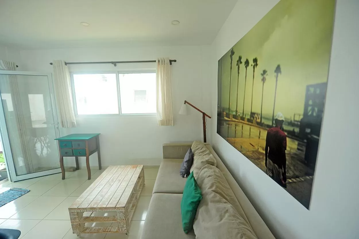 Living room, Seating Area in Manga Verde Beach Residence