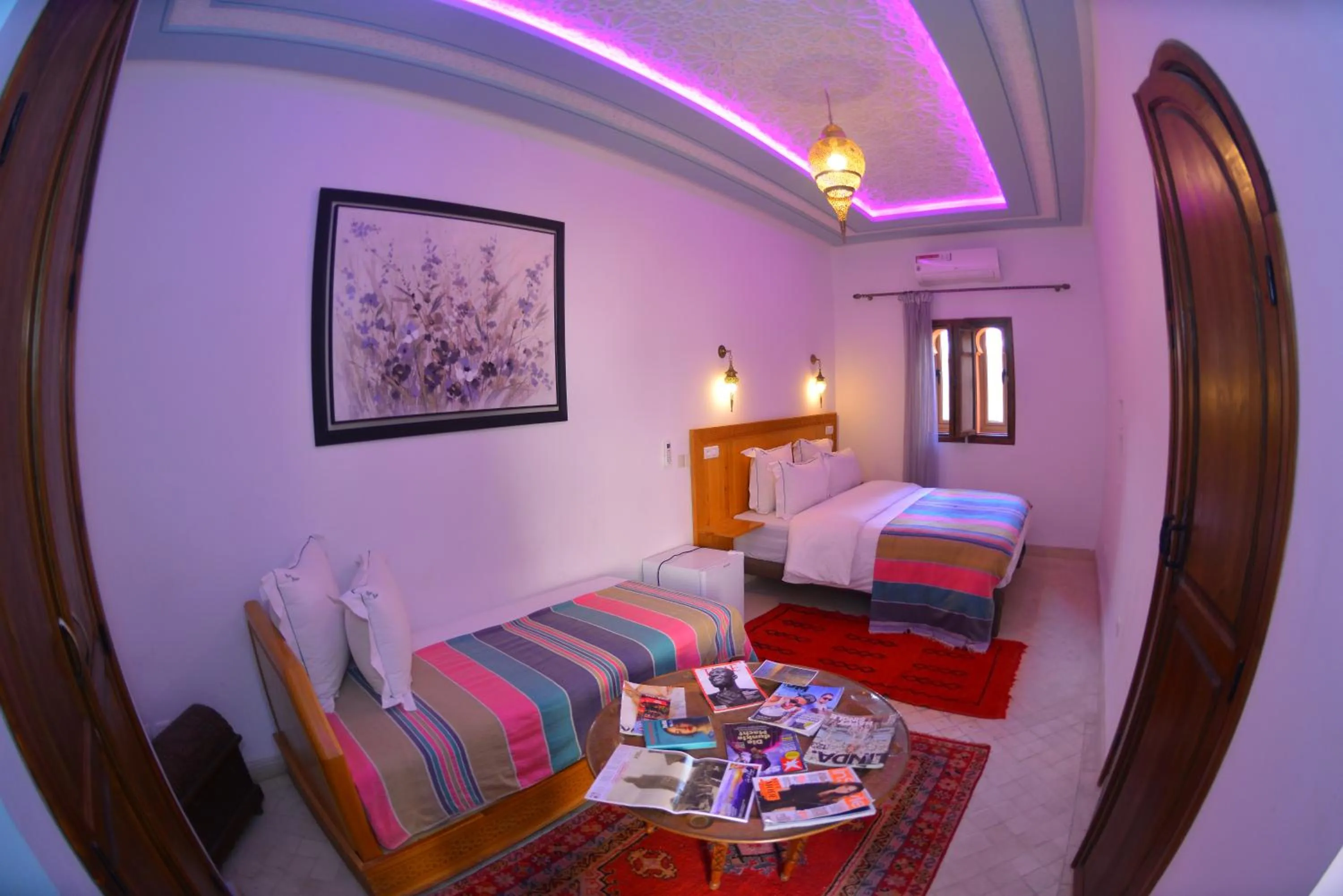 Photo of the whole room, Bed in Riad Hidden