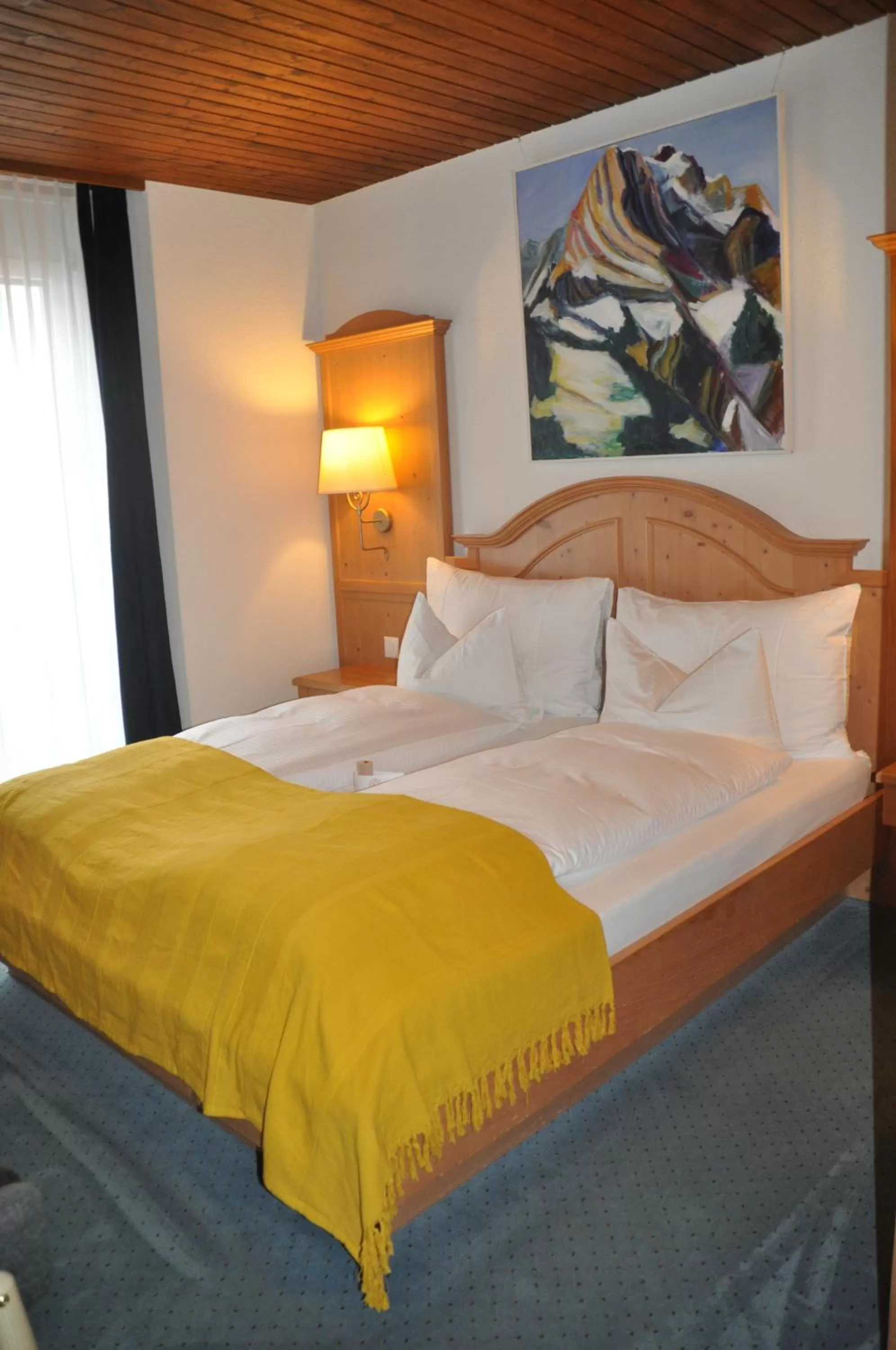 Bed in Hotel Engelberg "mein Trail Hotel"