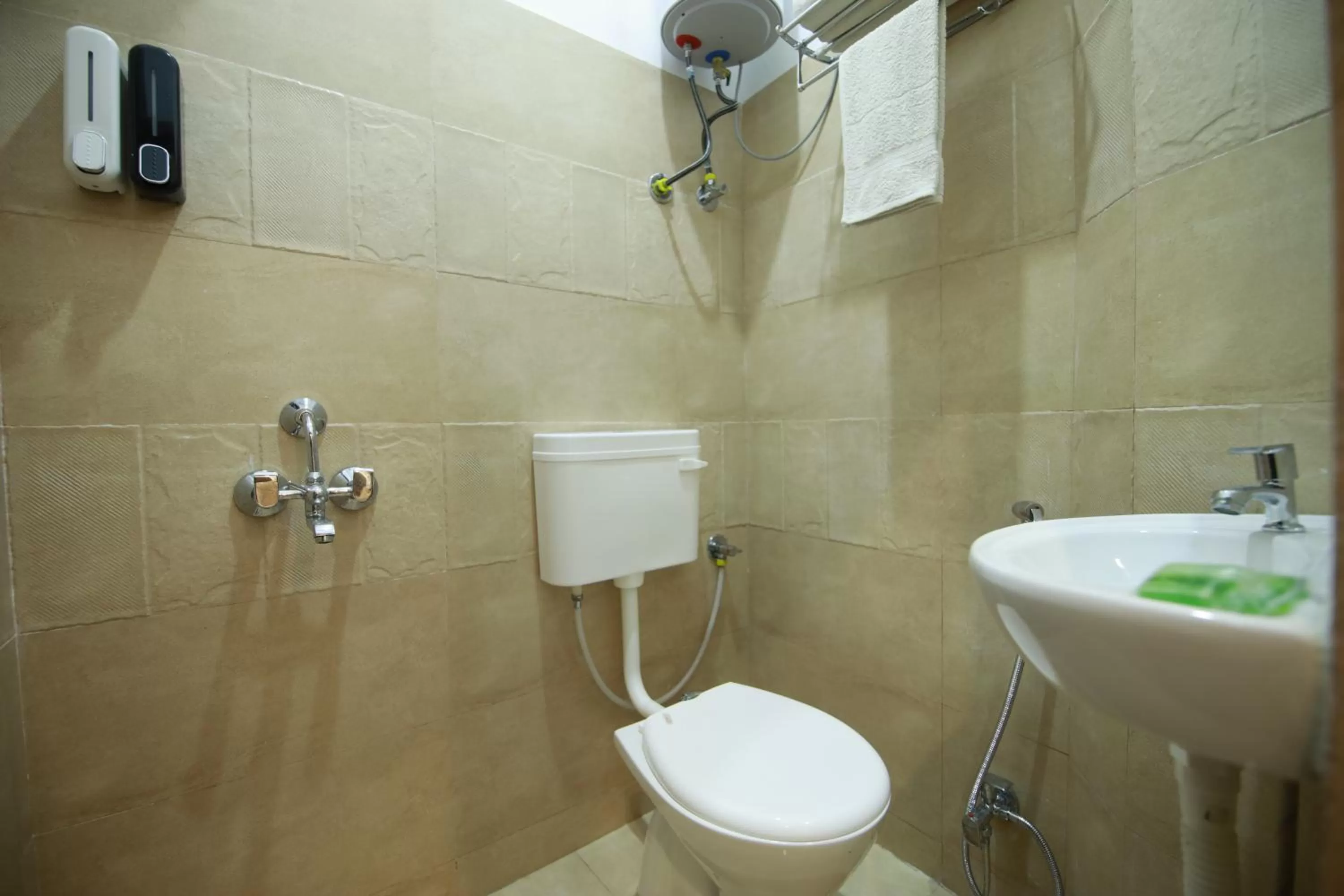Bathroom in Hotel Casa by the lake