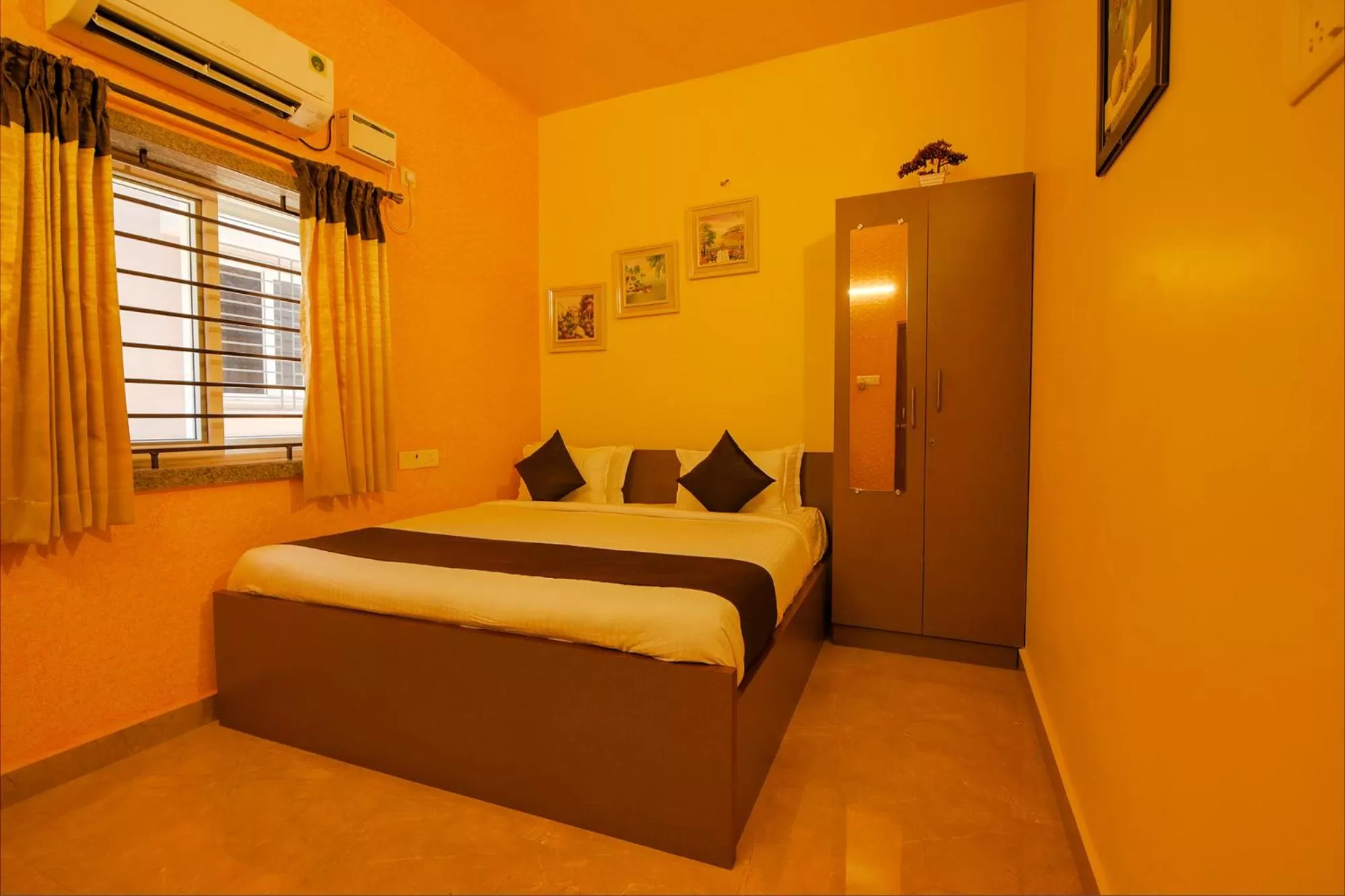 Bedroom, Bed in FabHotel Vijaylakshmi Stay Inn - Nr Chennai International Airport