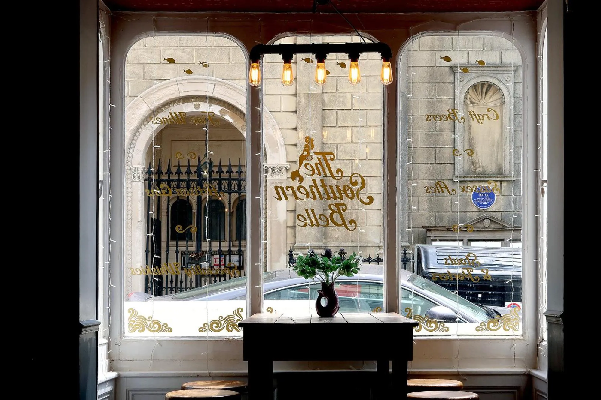 Lounge or bar in The Southern Belle