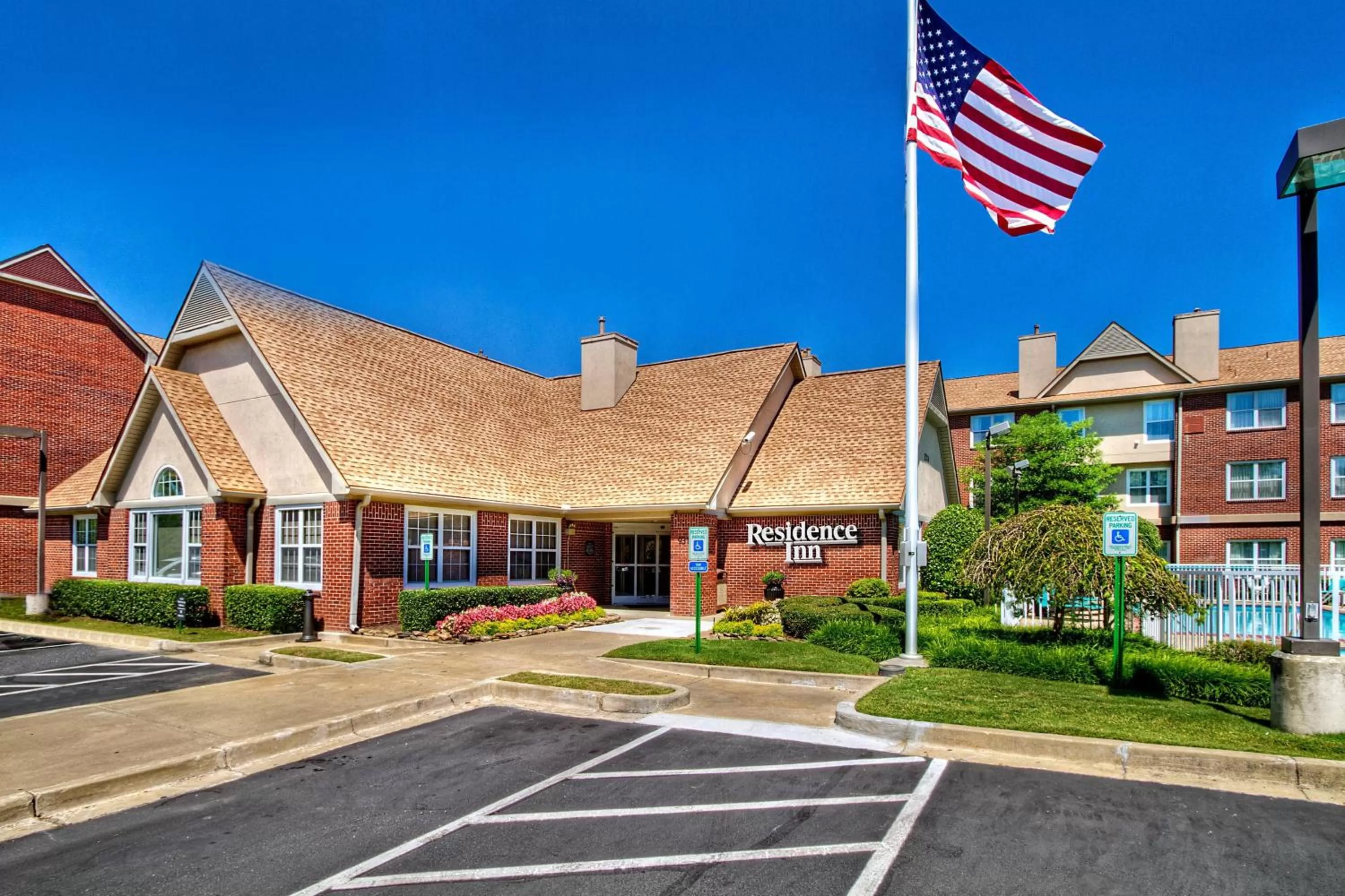 Property building in Residence Inn Memphis Germantown