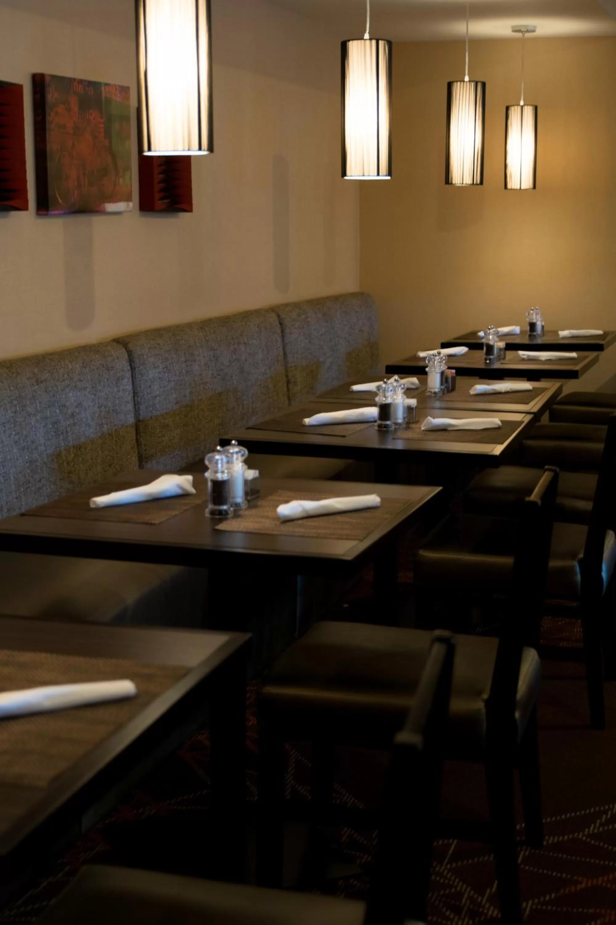 Restaurant/places to eat in Ramada by Wyndham Indiana