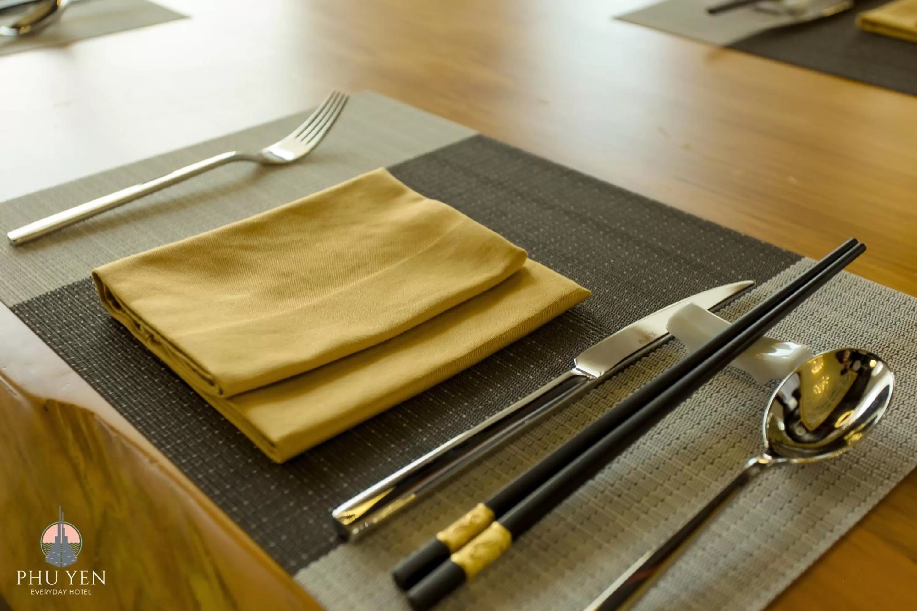 Restaurant/places to eat in PHÚ YÊN EVERYDAY HOTEL