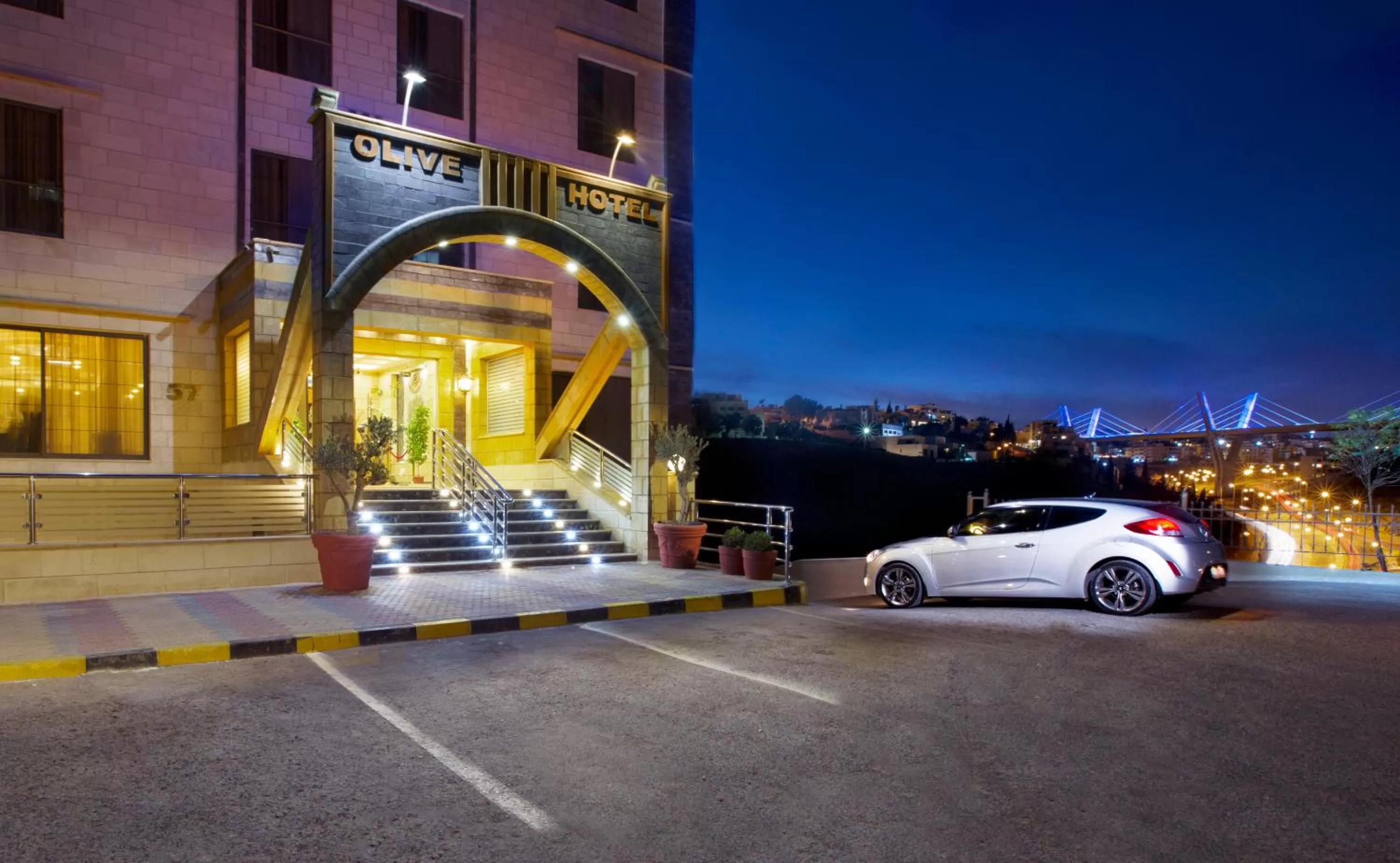 Facade/entrance in Olive Hotel Amman
