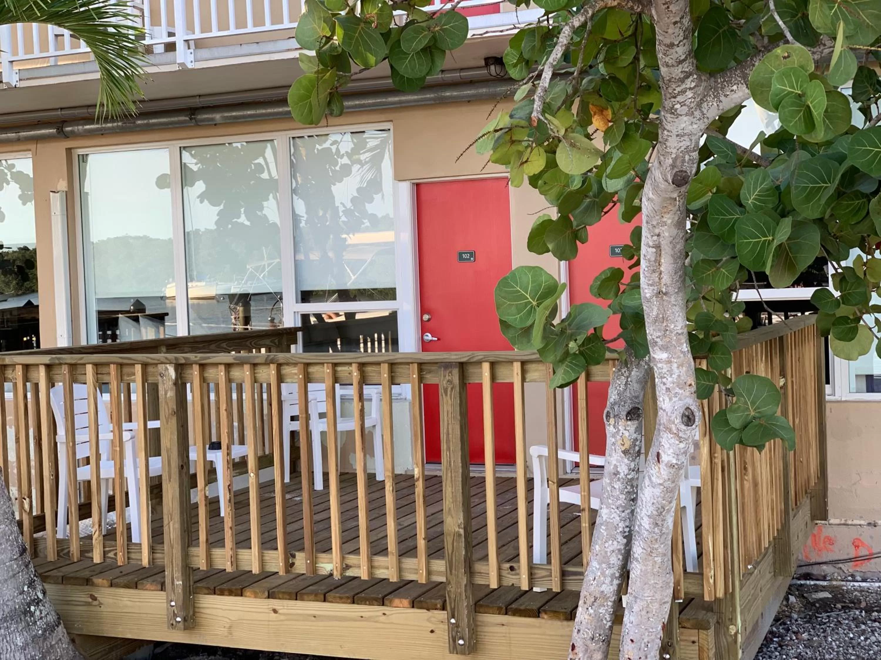 Property building in Gilbert's Resort & Marina