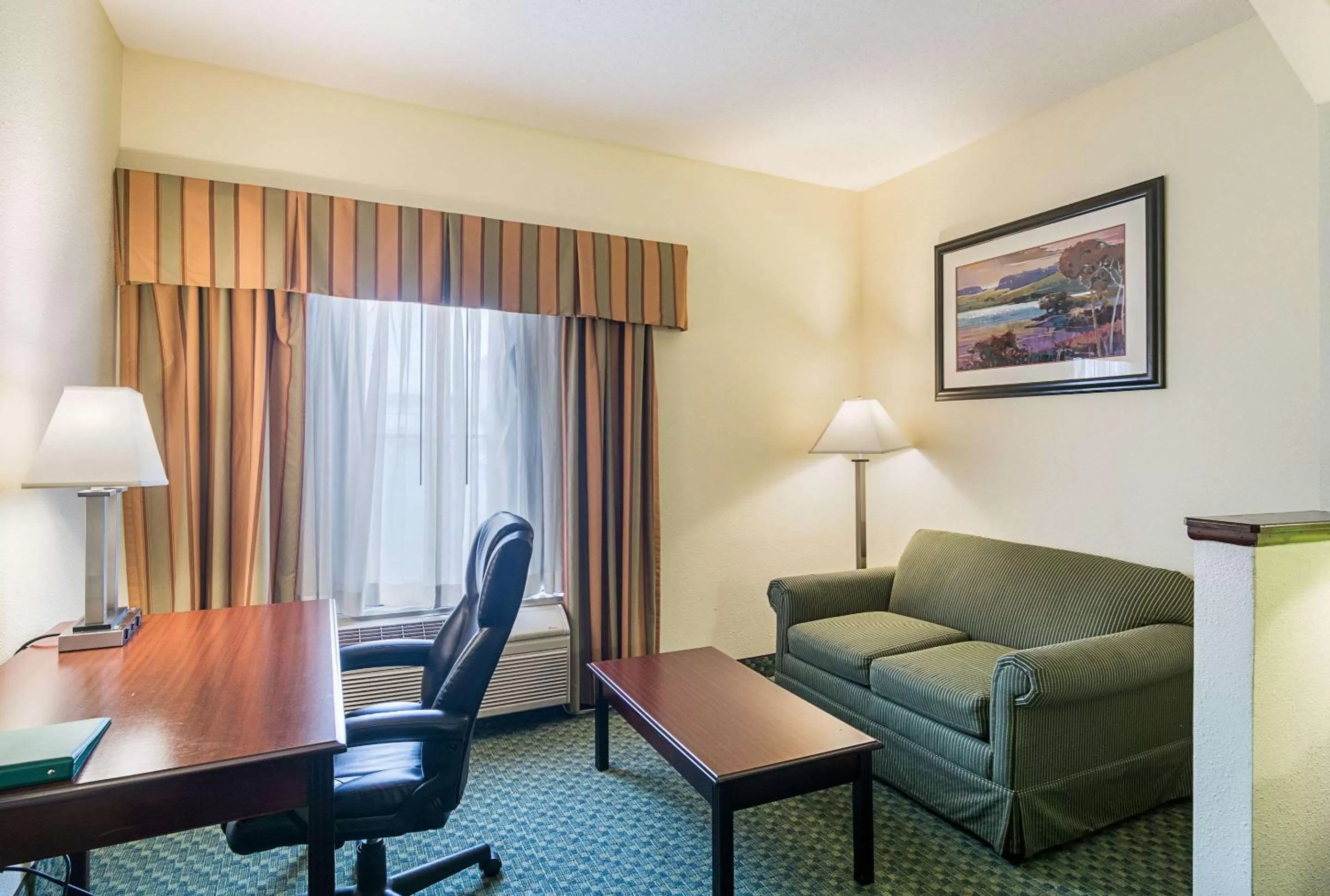 Photo of the whole room in Quality Inn & Suites Harvey - Chicago Southland