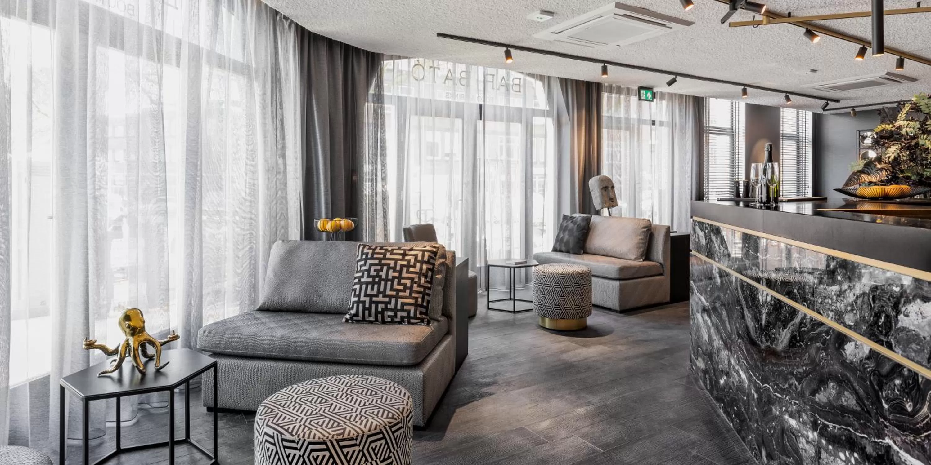 Lobby or reception in Le Marin Hotel Rotterdam City - Handwritten Collection