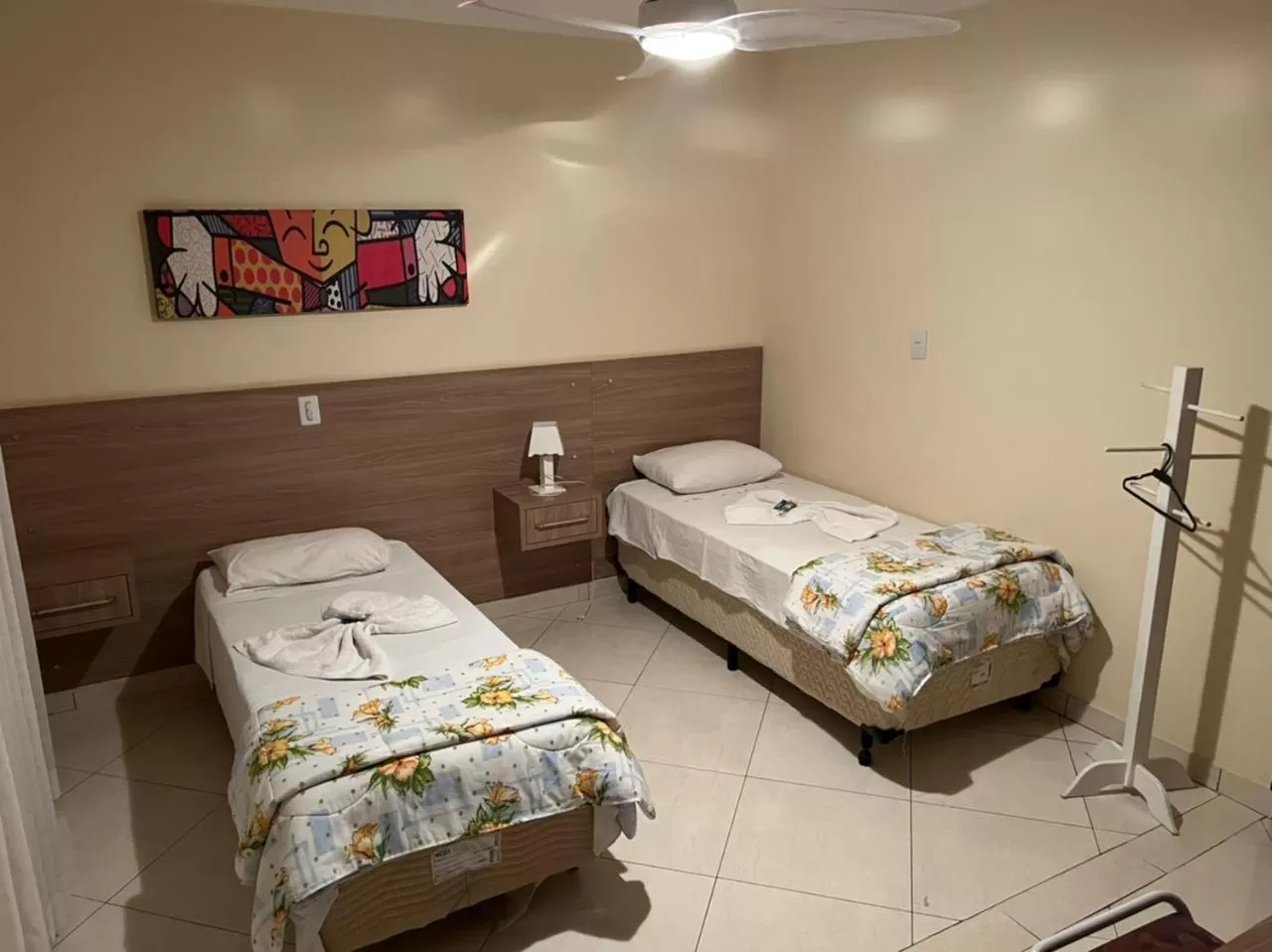 Bed in Hotel Vitória