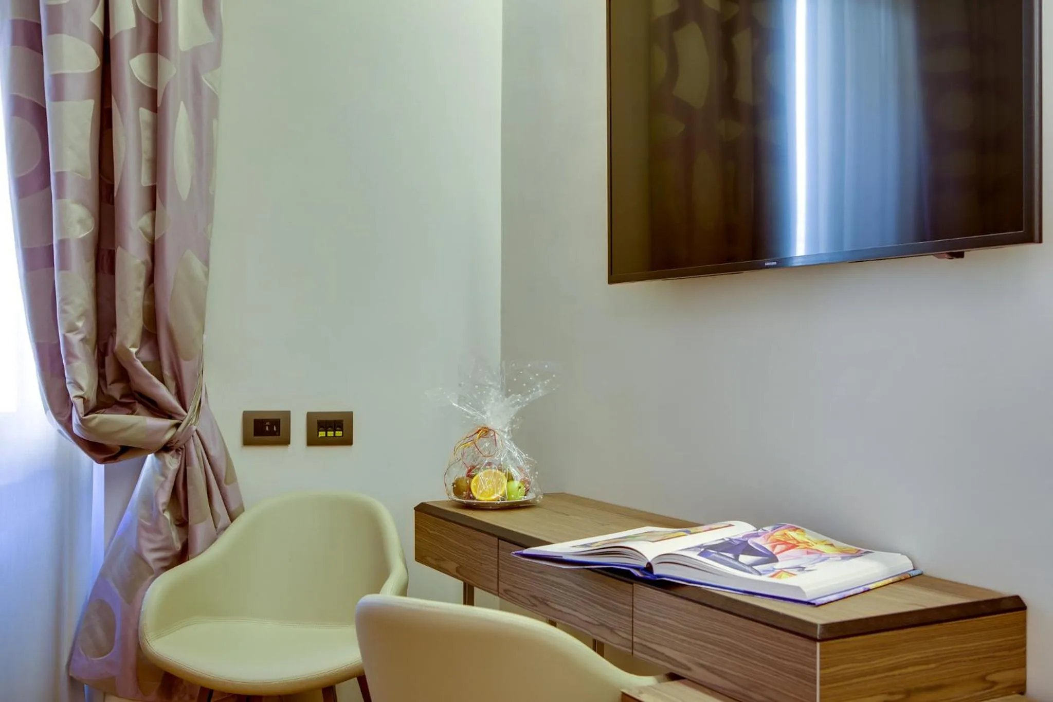 Seating area in Solo Experience Hotel