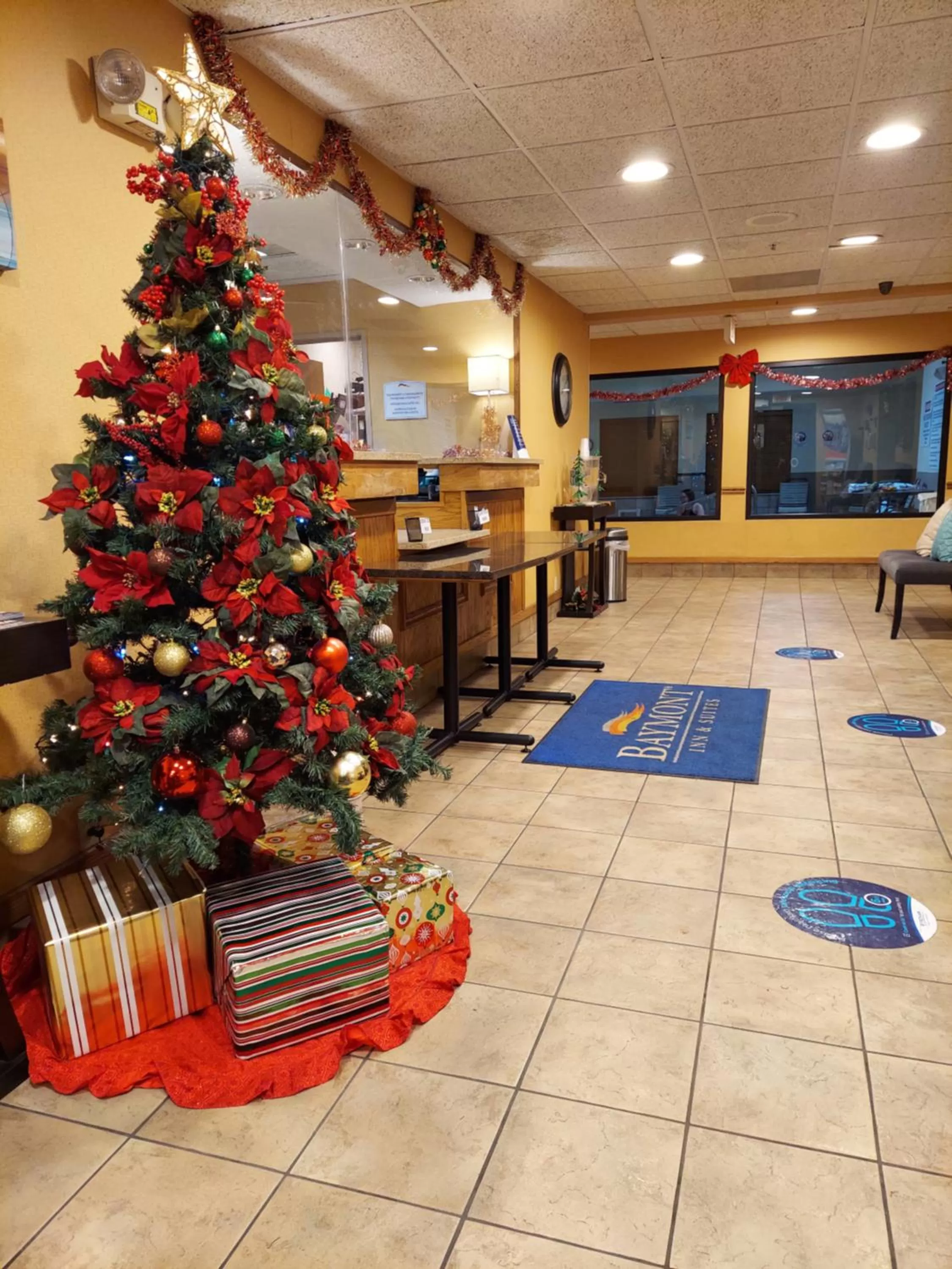 Lobby or reception in Baymont by Wyndham Portage