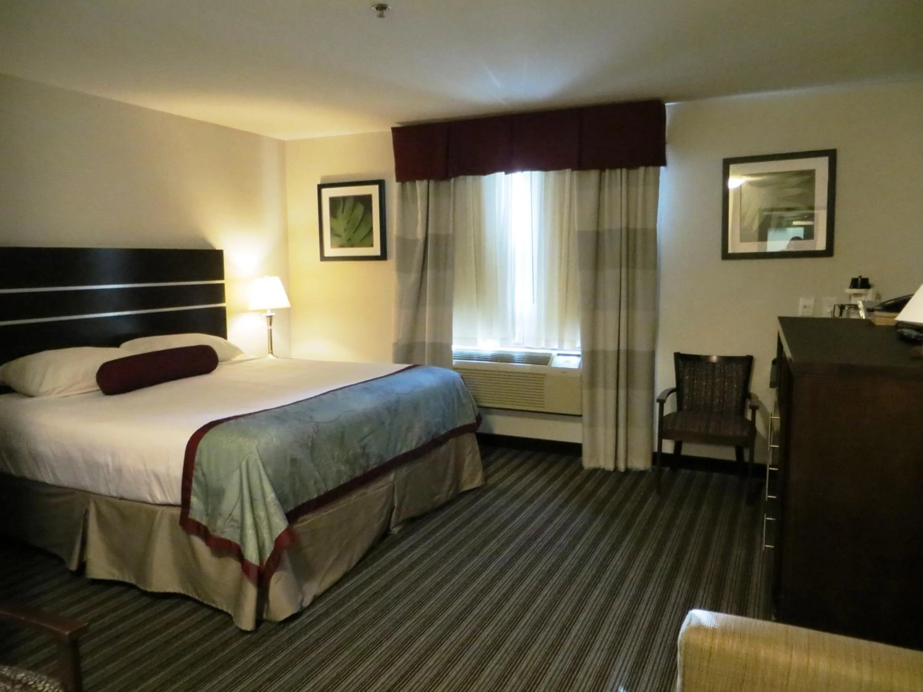 Bed in Super 8 by Wyndham Saskatoon Near Downtown