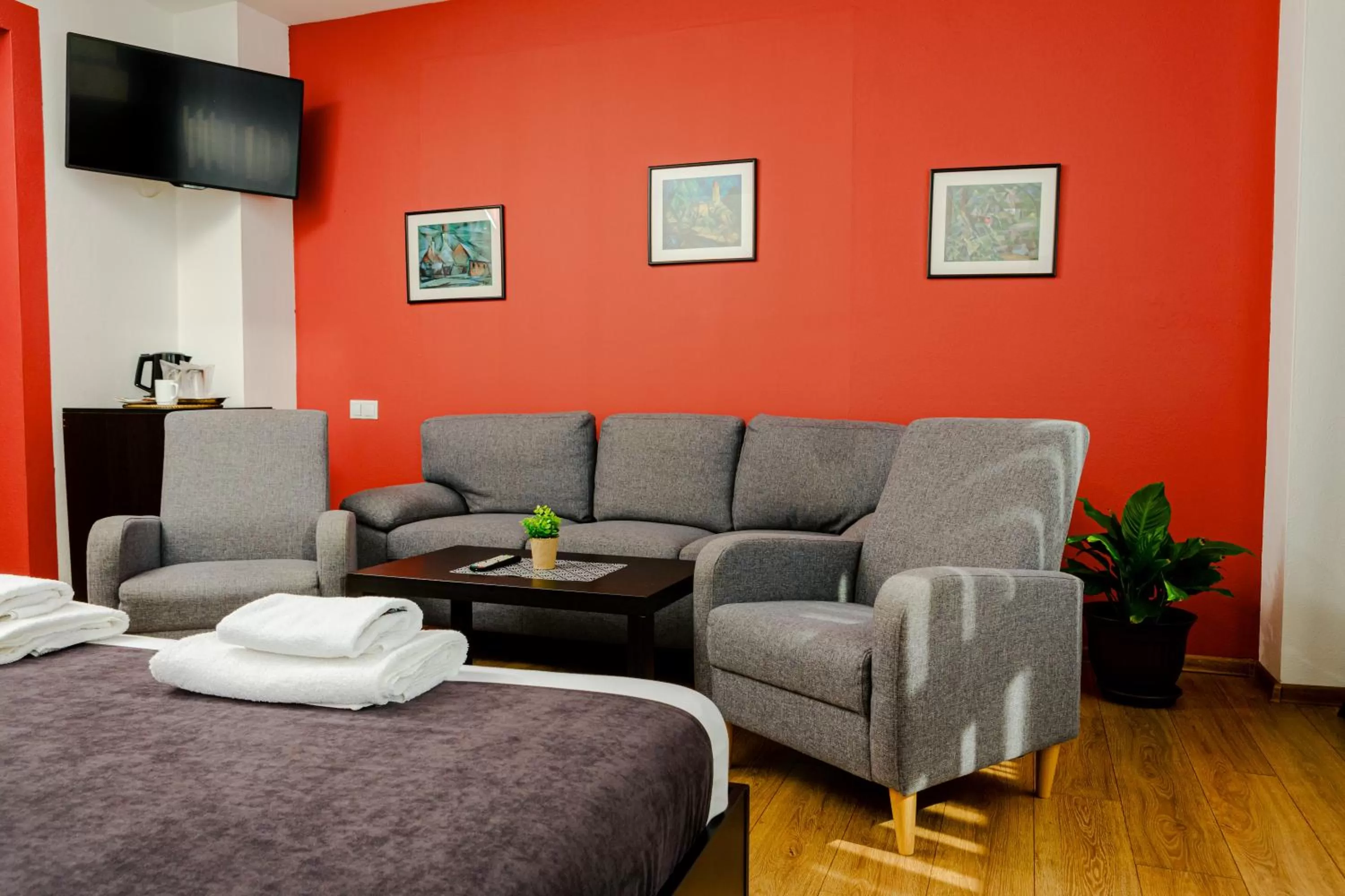 Bedroom, Seating Area in Pensiunea Pictorilor