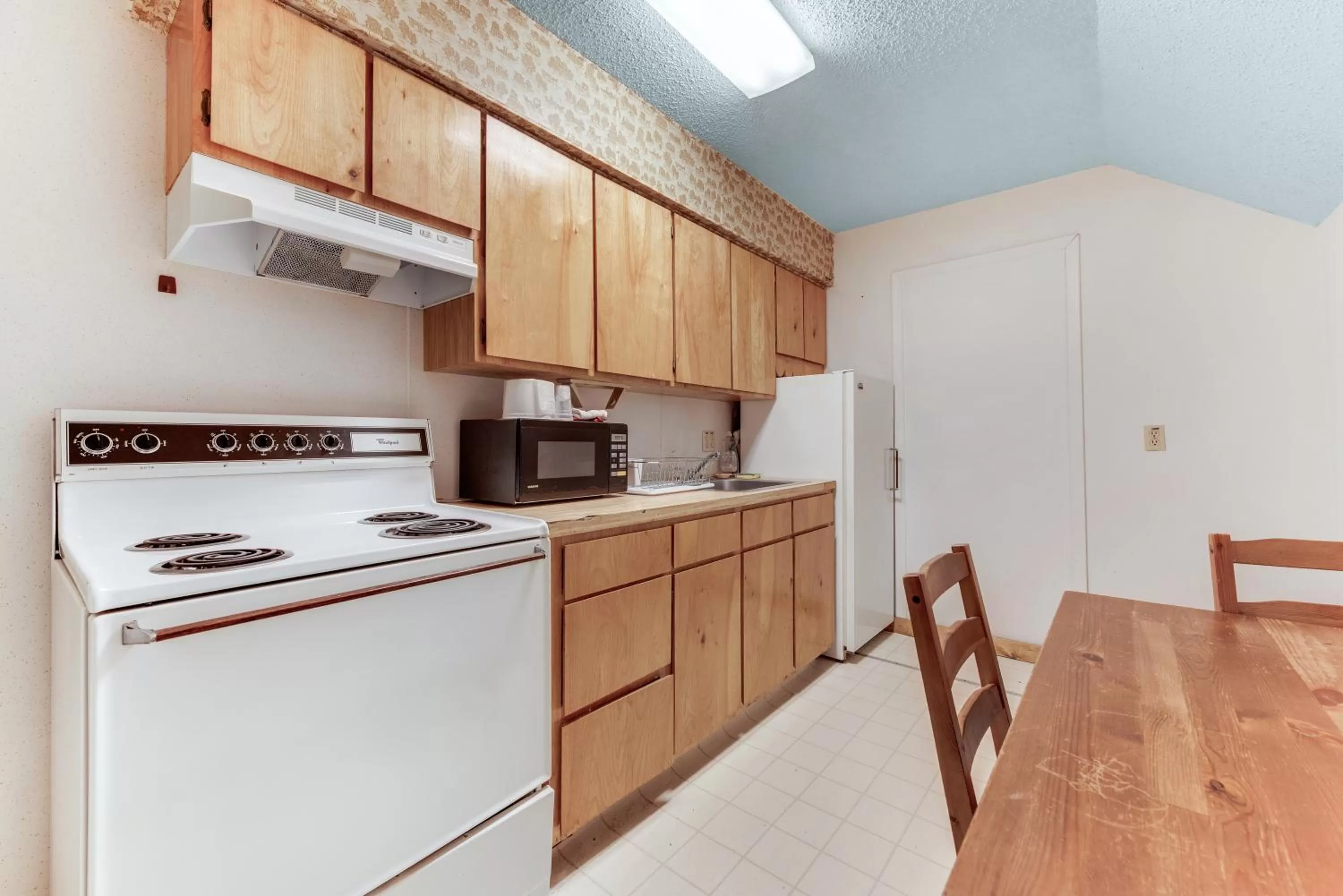 Kitchen or kitchenette, Kitchen/Kitchenette in Dolores Mountain Inn